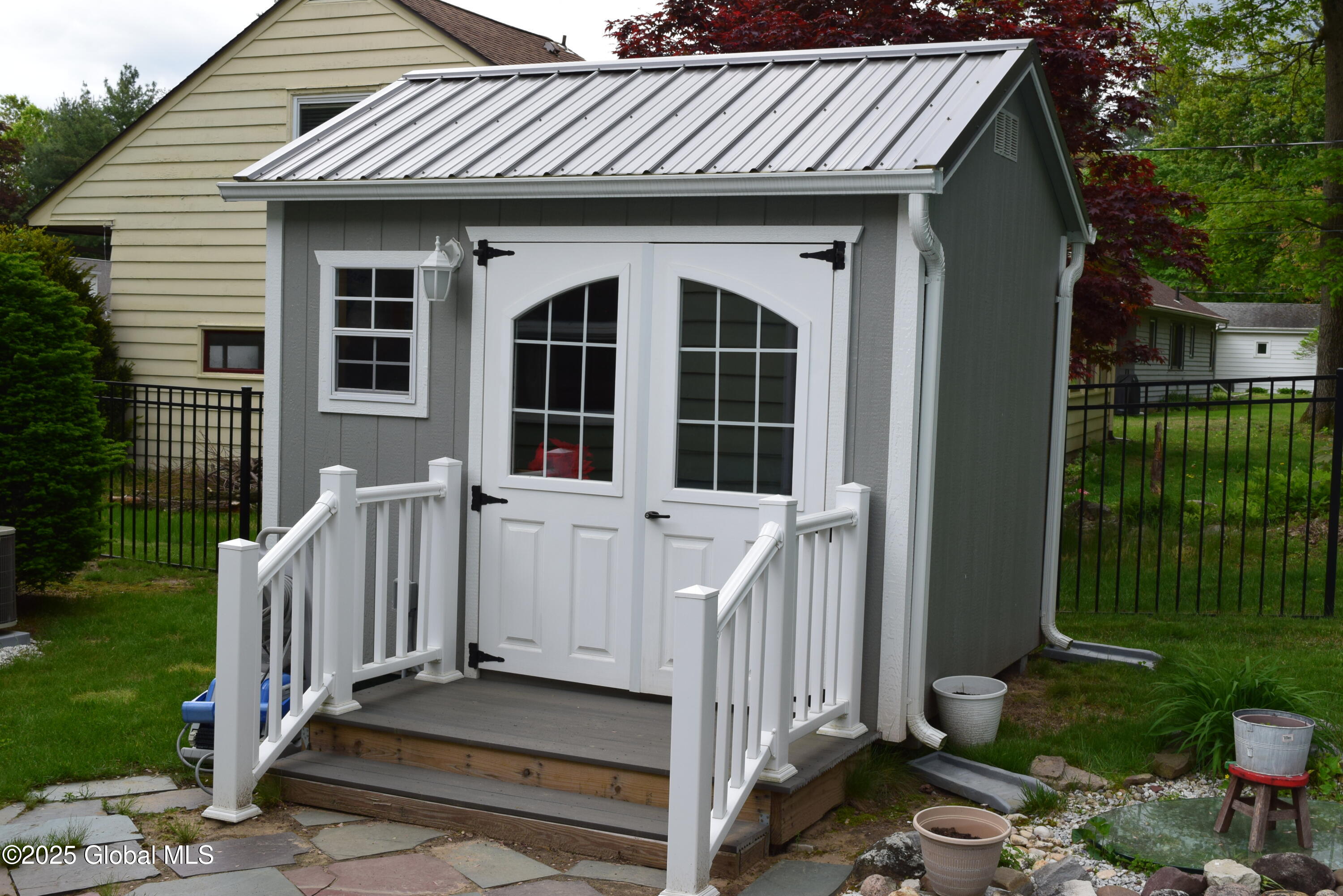20 E Highland Drive, Albany, New York image 27