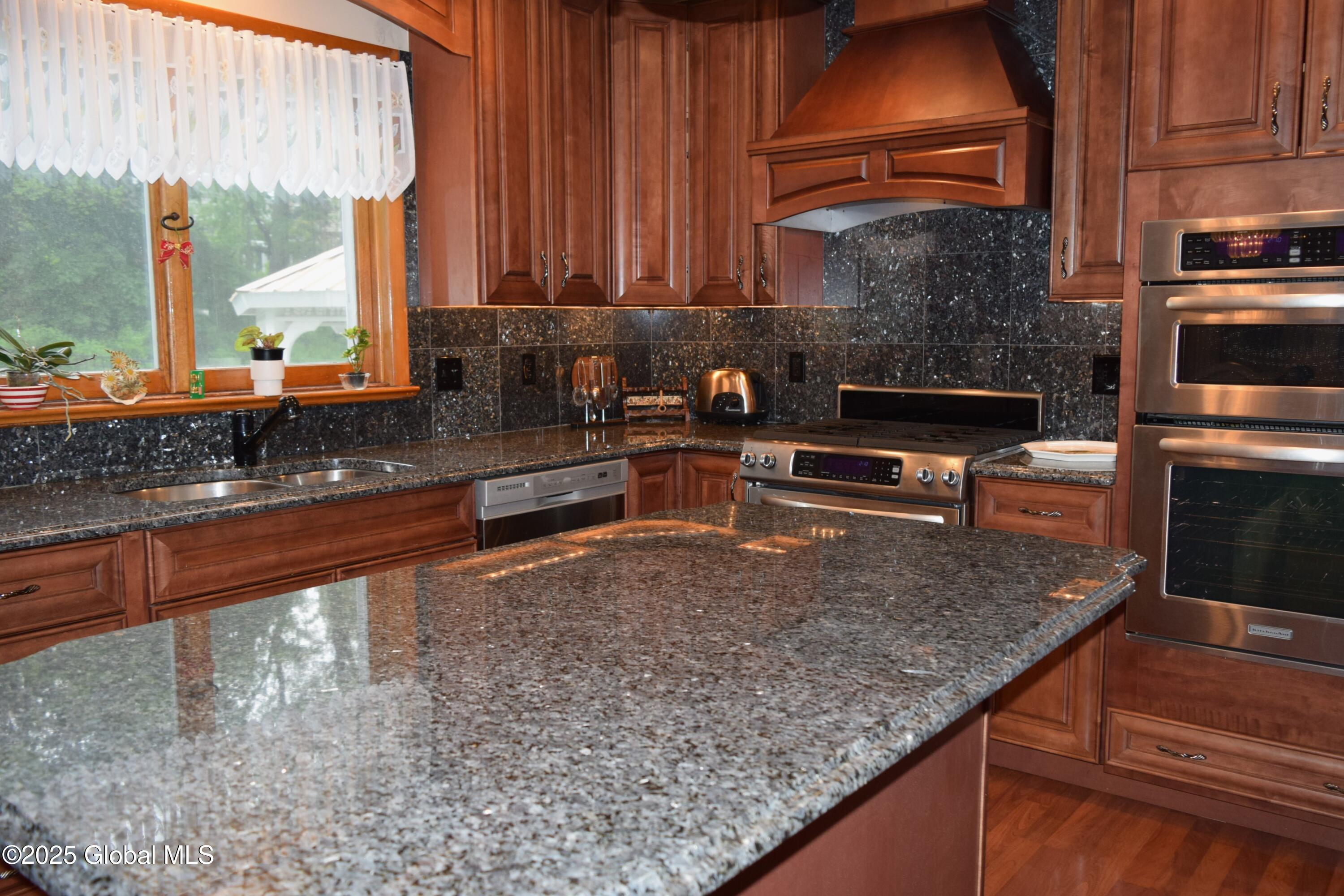 20 E Highland Drive, Albany, New York image 4