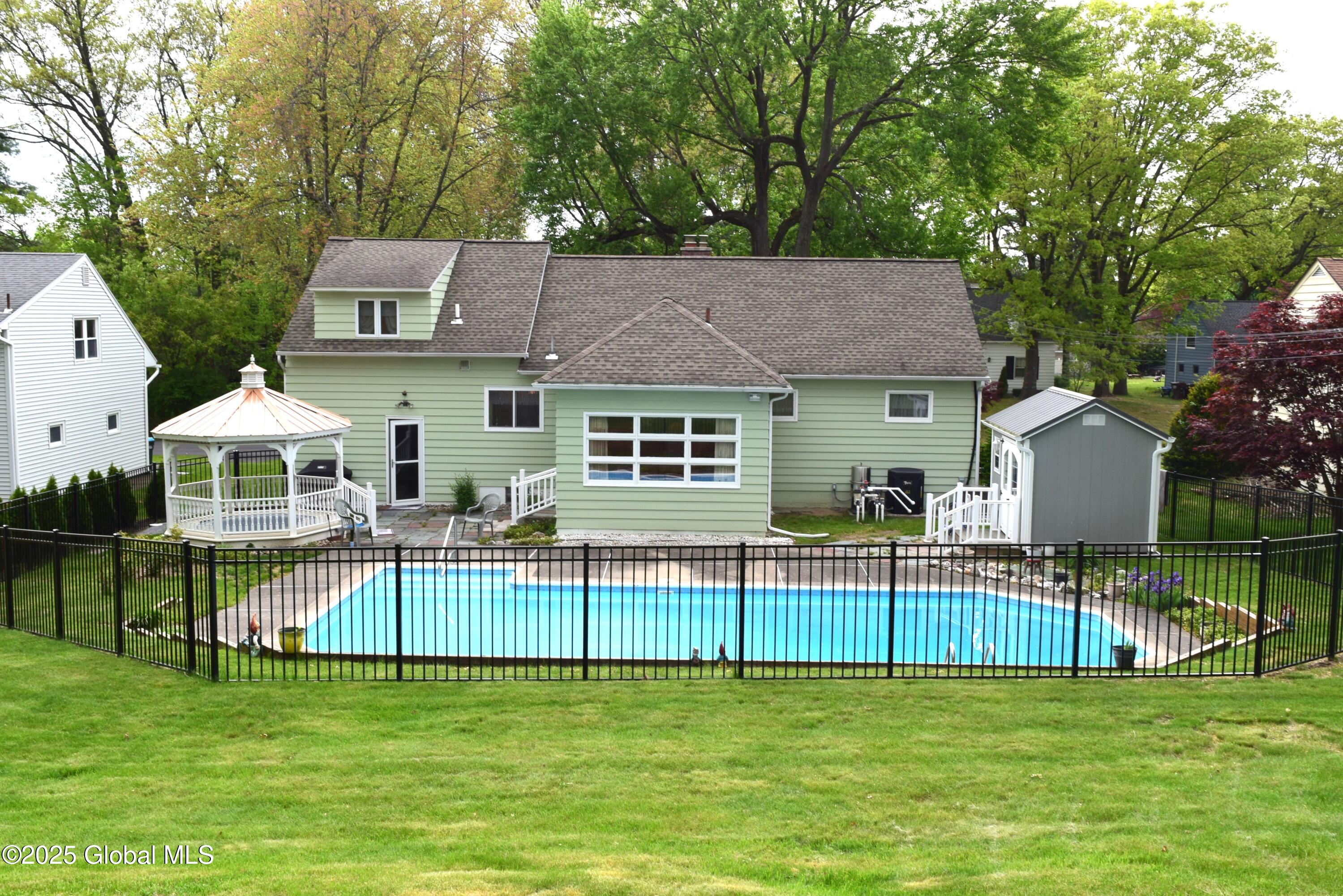 20 E Highland Drive, Albany, New York image 25