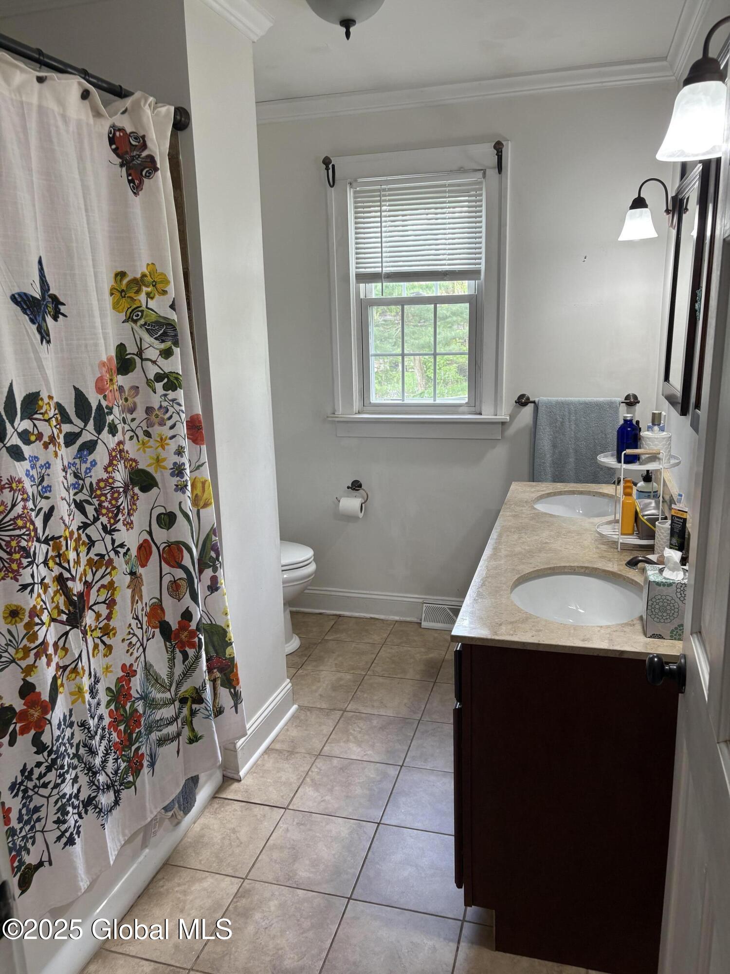 353 Truax Road, Amsterdam, New York image 22