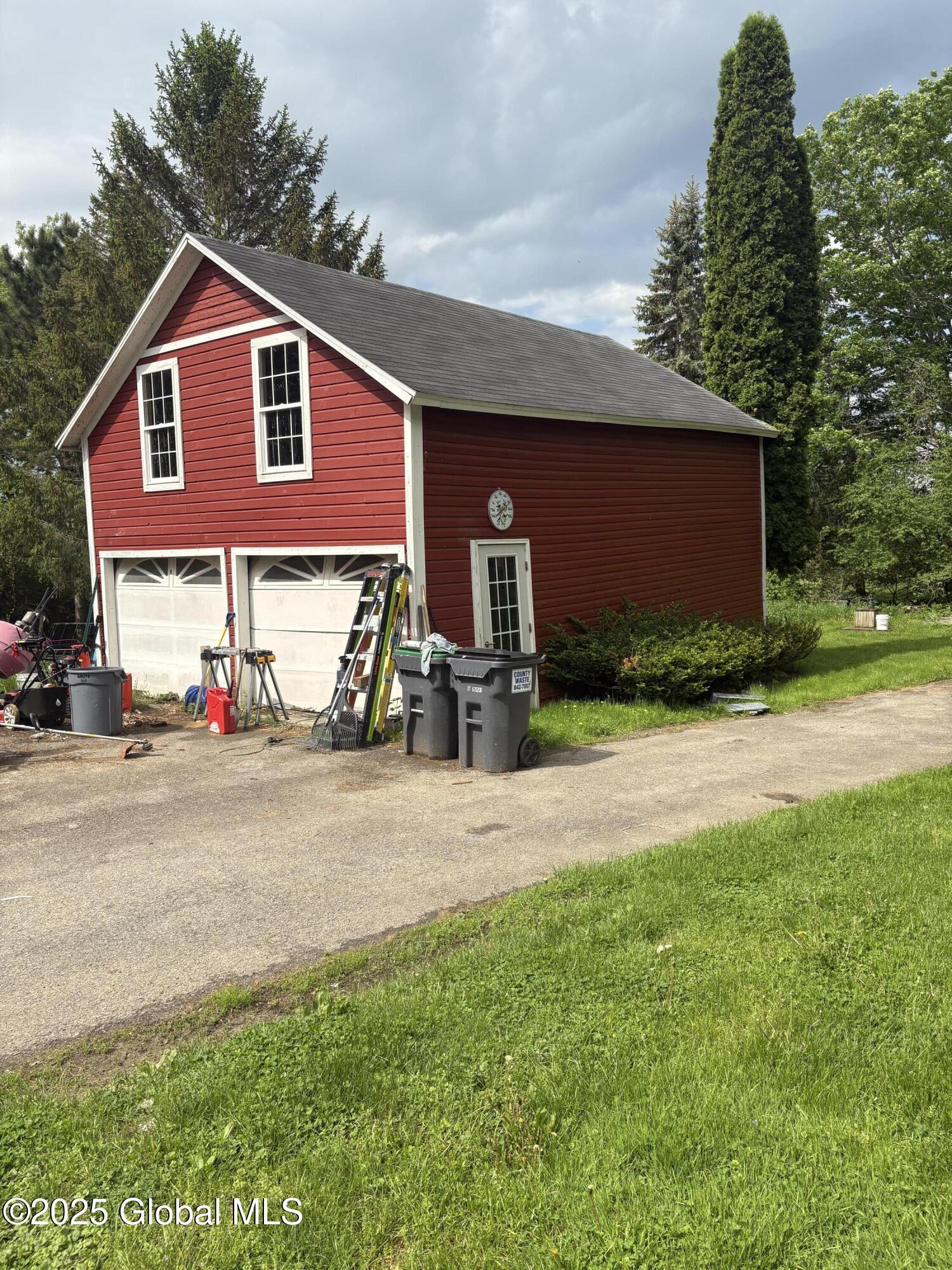 353 Truax Road, Amsterdam, New York image 7
