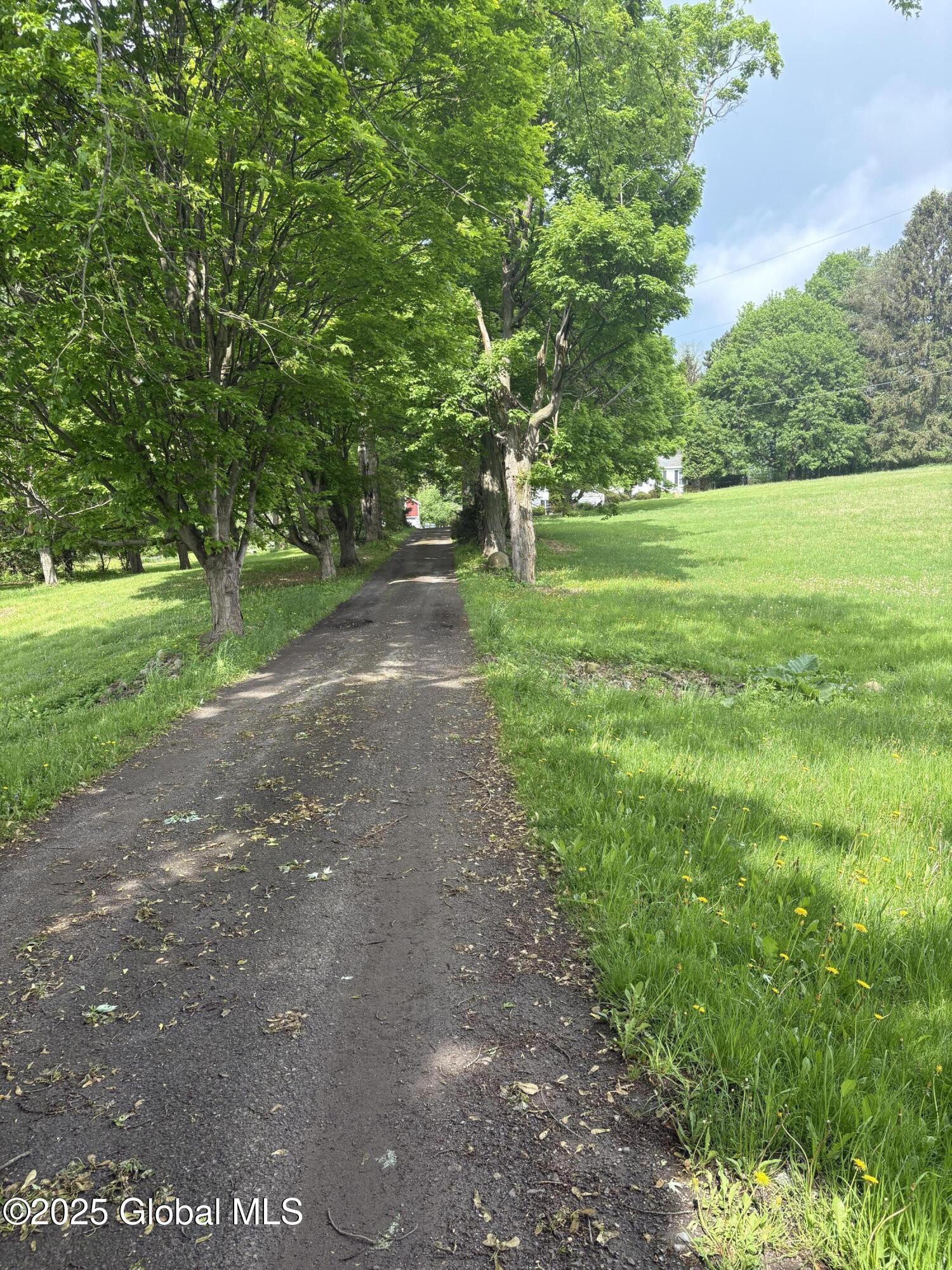 353 Truax Road, Amsterdam, New York image 6