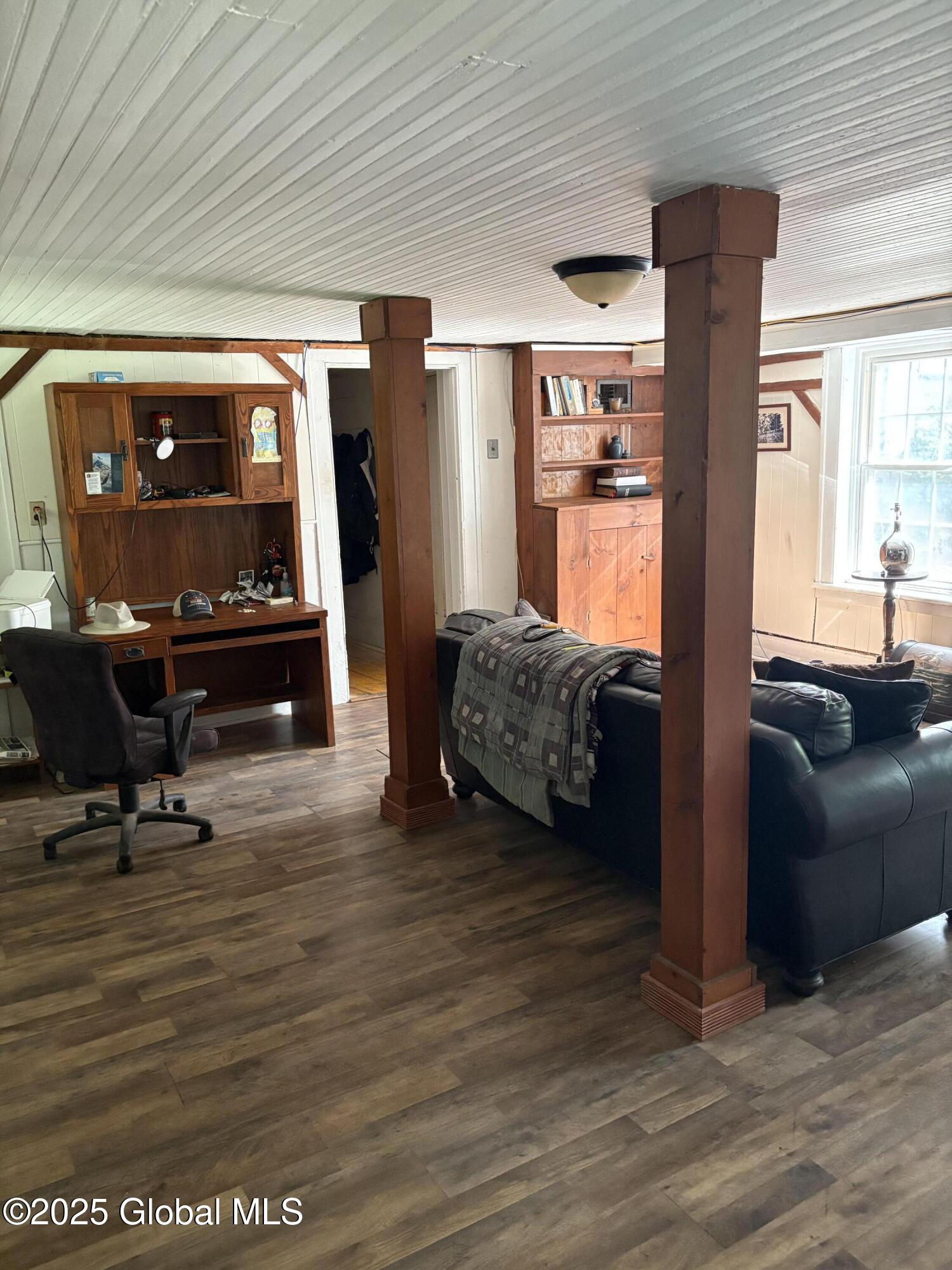 353 Truax Road, Amsterdam, New York image 35