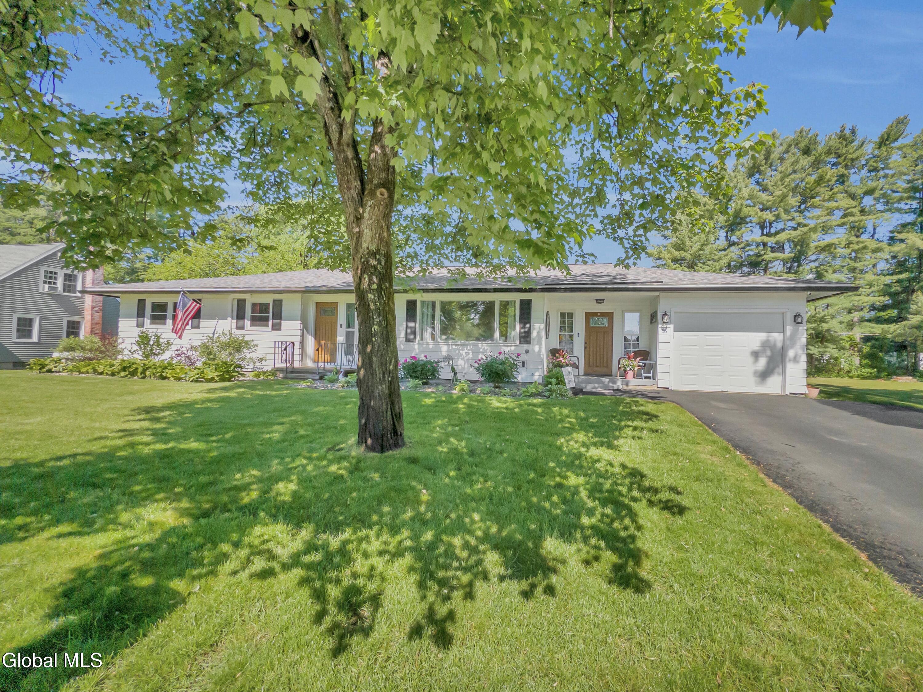 16 Donna Avenue
