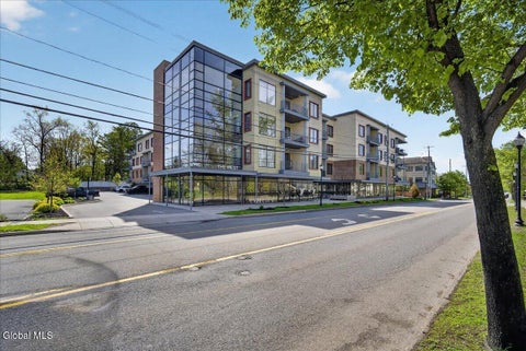 Condo For Sale - 116 West Ave #UNIT 401<br/> Saratoga Springs, NY 12866
