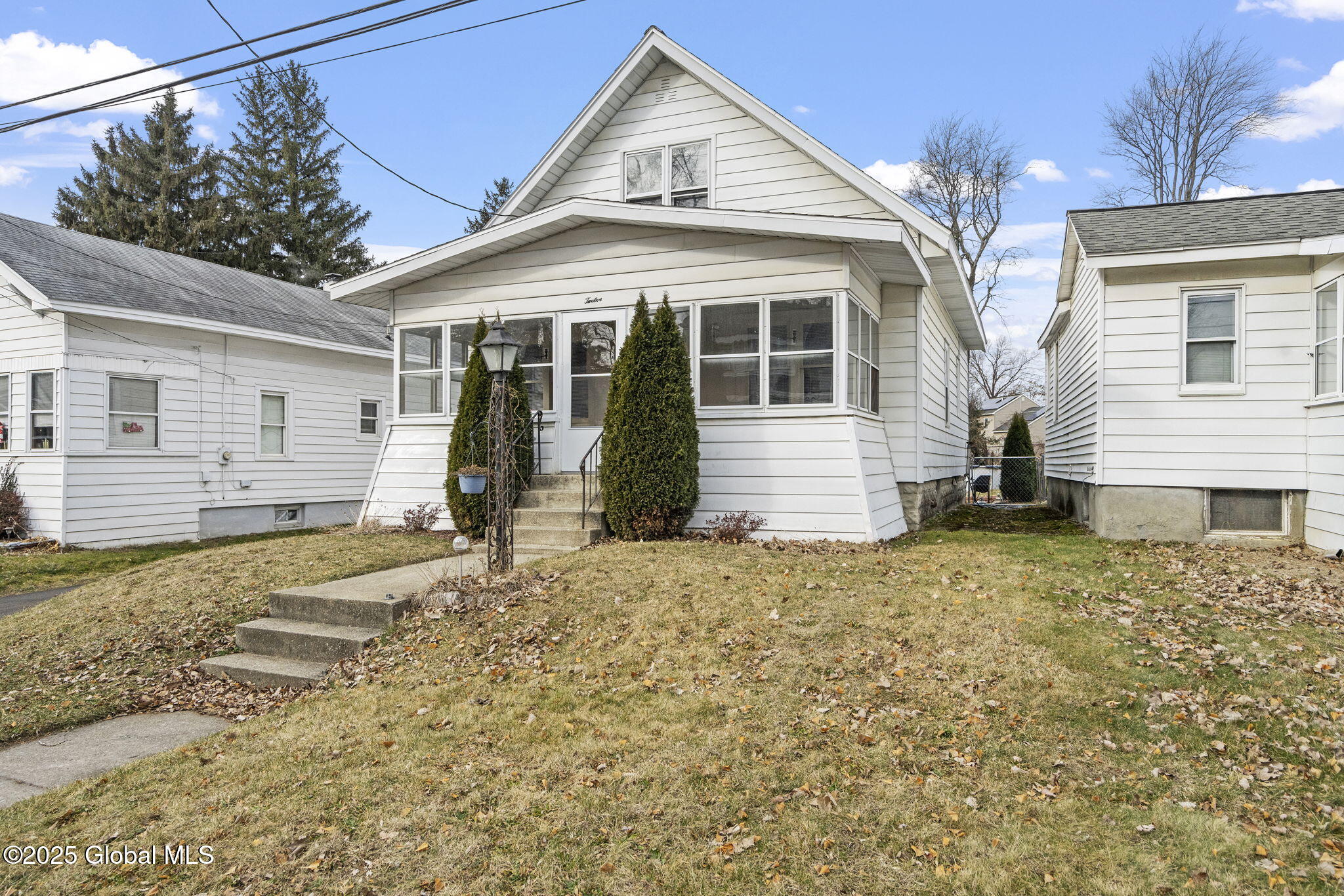 12 Knapp Terrace, Albany, New York image 3