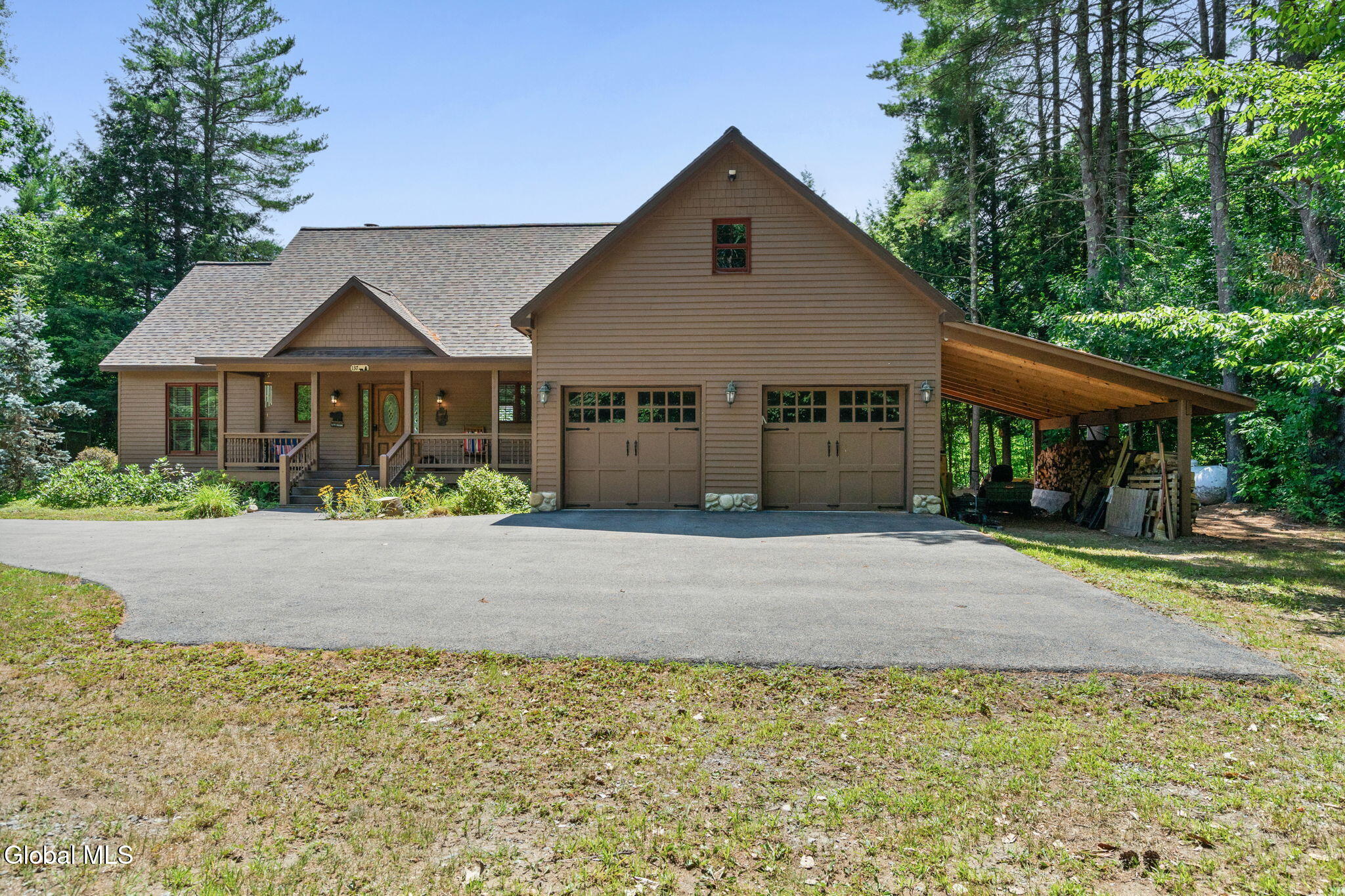 137 N Bennett Road
