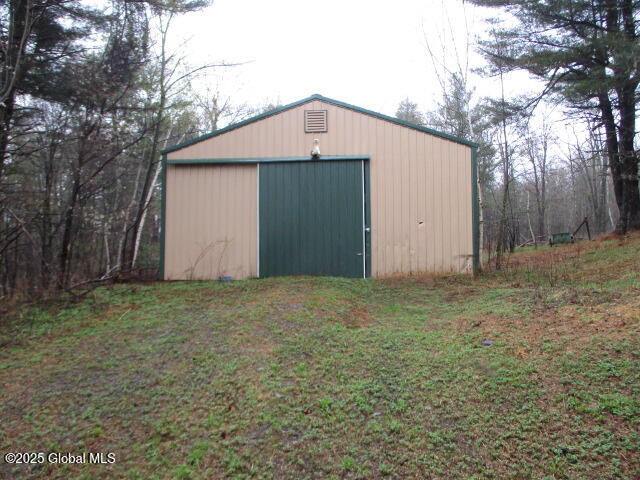 516 Mashodack Road, Nassau, New York image 11