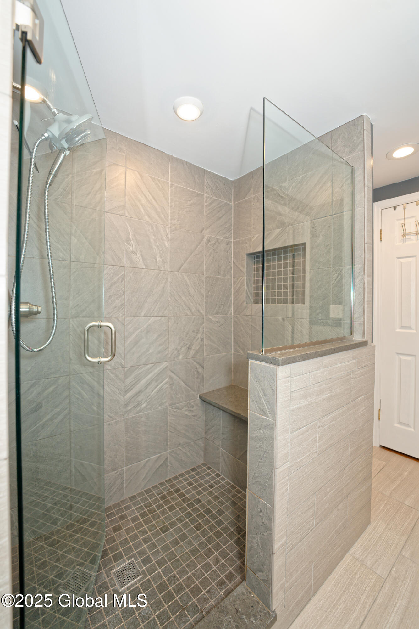 4 Majorca Lane, Clifton Park, New York image 41