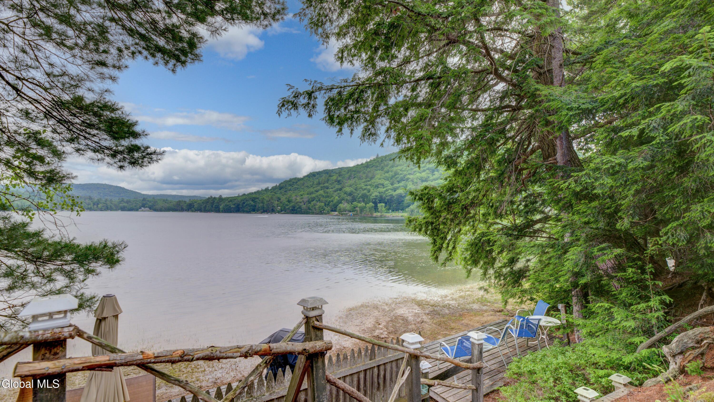357 E Stoner Lake Road