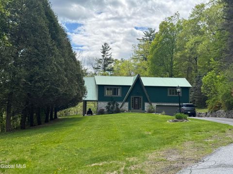 Photo of 5 Hemlock Circle, Ticonderoga, NY 12883 (MLS # 202617432)