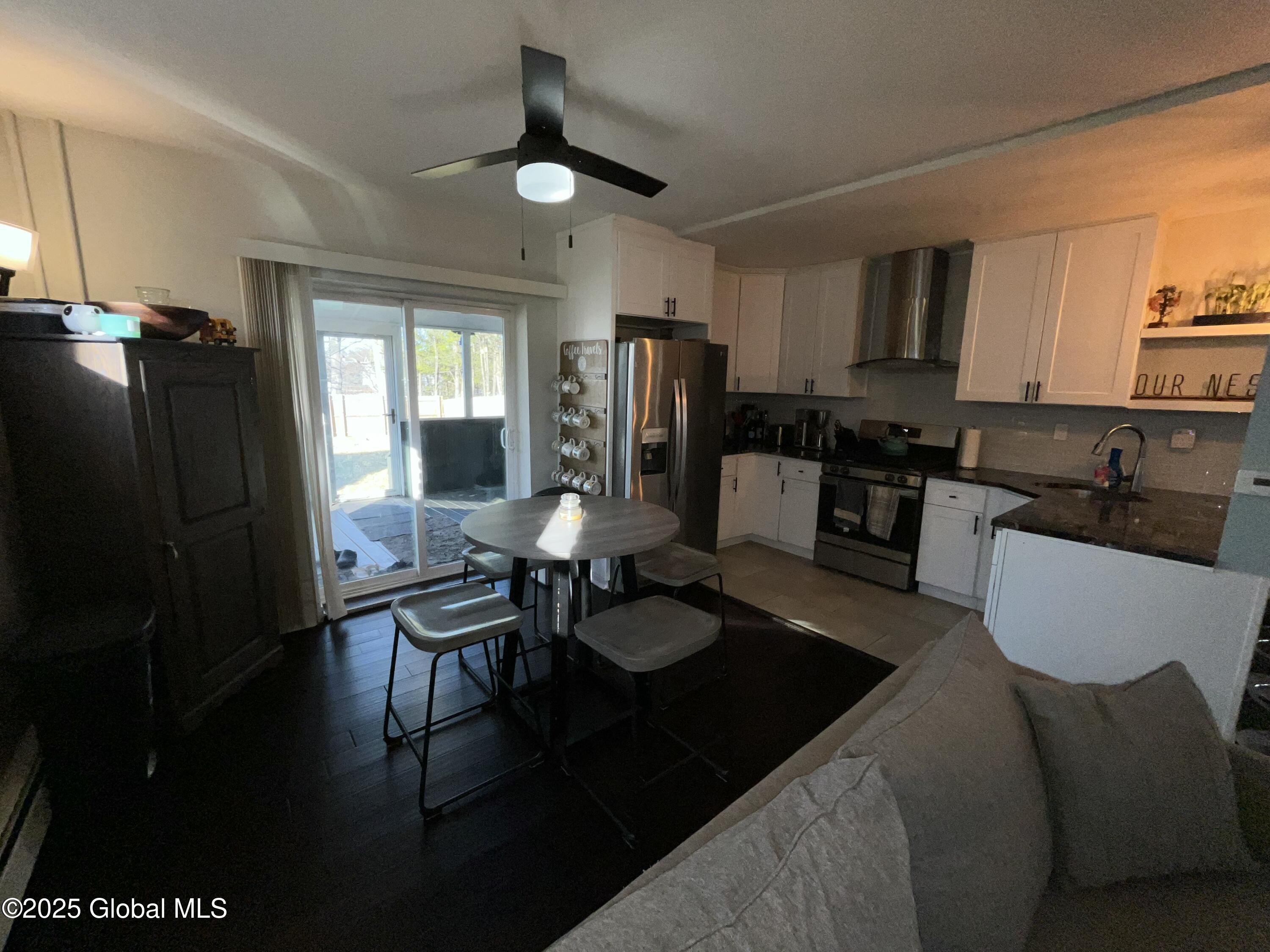 1 Freeman Road, Albany, New York image 6