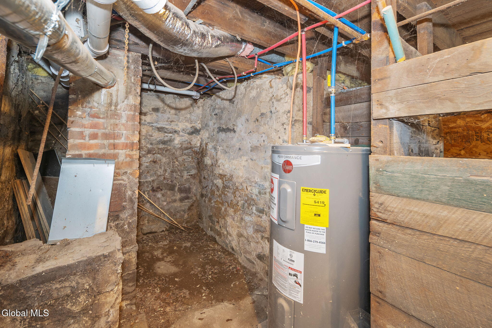 Schenectady, New York 12304, United States, 3 Bedrooms Bedrooms, ,2 BathroomsBathrooms,Residential,Active,229636