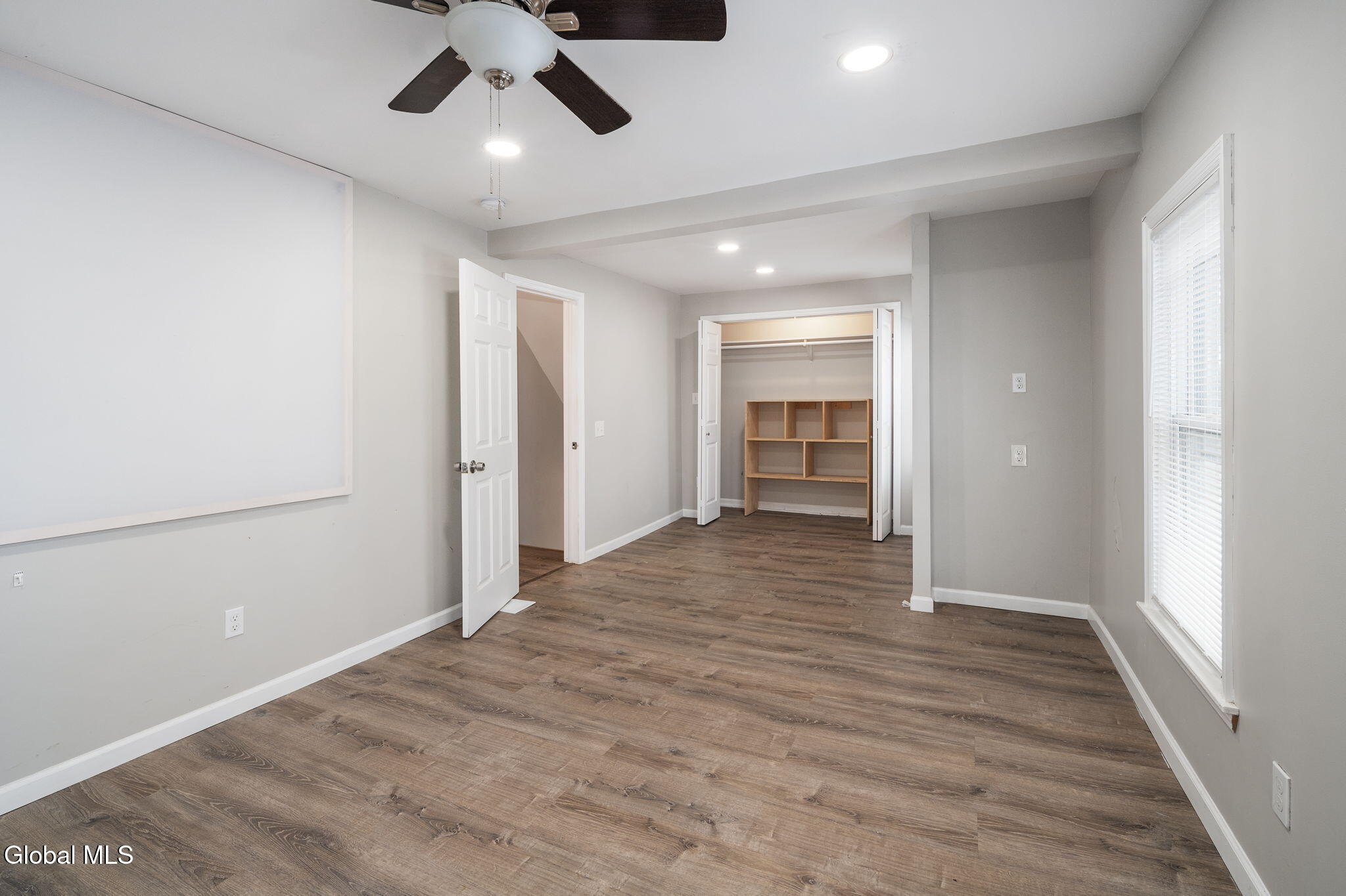 Schenectady, New York 12304, United States, 3 Bedrooms Bedrooms, ,2 BathroomsBathrooms,Residential,Active,229636