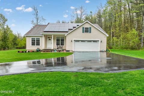 Photo of 654 County Highway 138, Broadalbin, NY 12025 (MLS # 202617198)