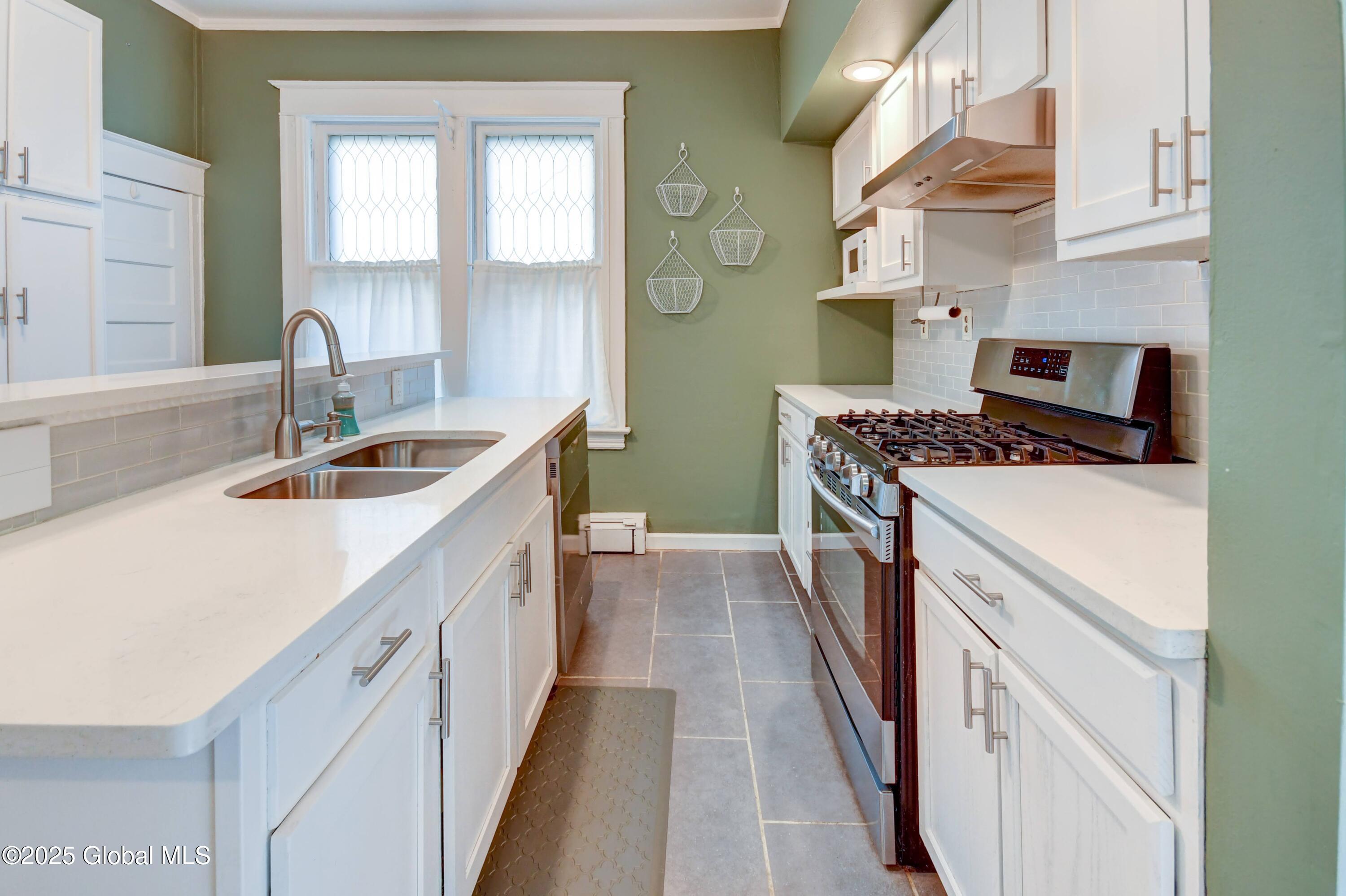 1348 Union Street, Schenectady, New York image 29