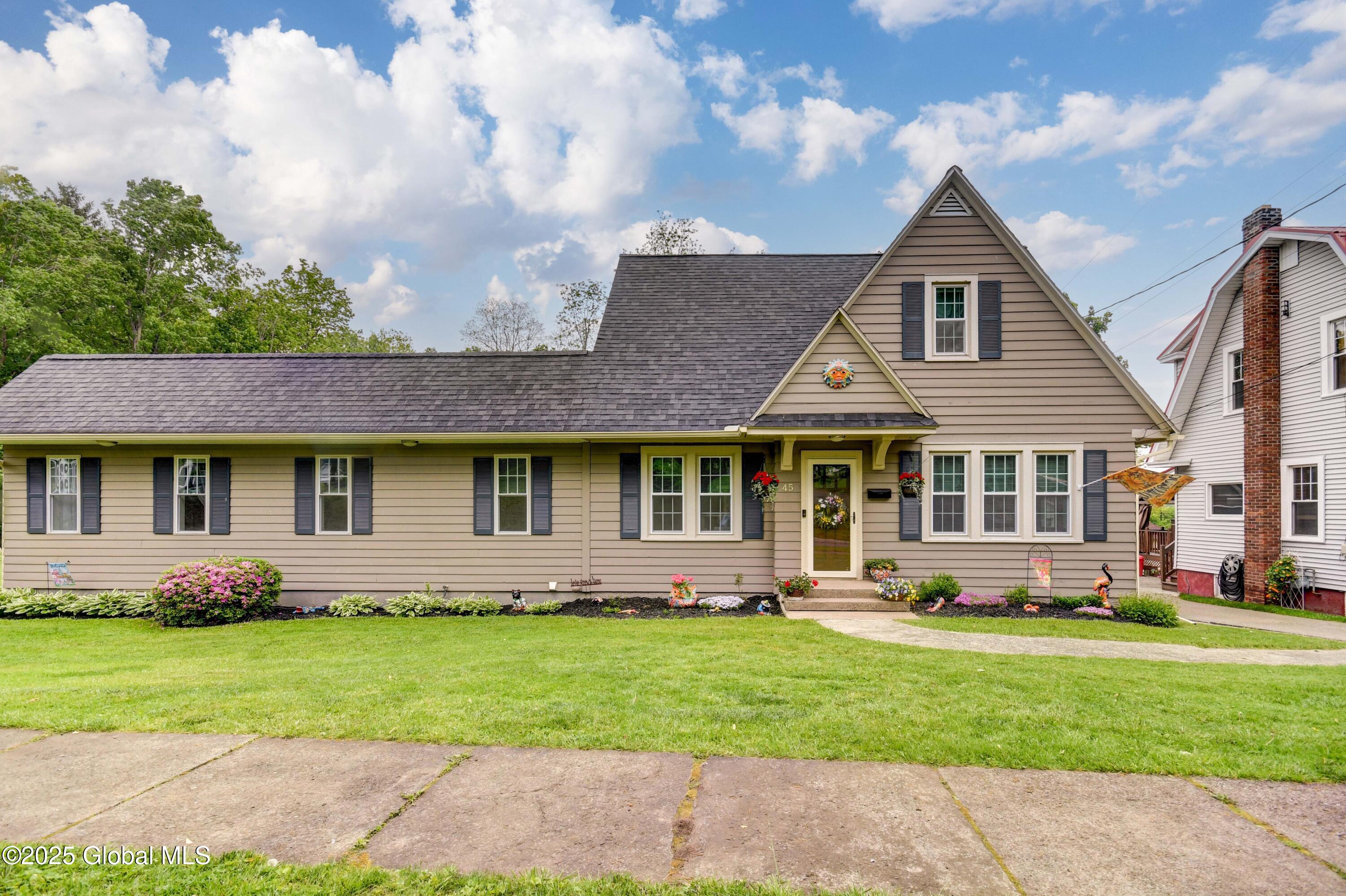 45 3rd Street Ave, Canajoharie, New York image 1