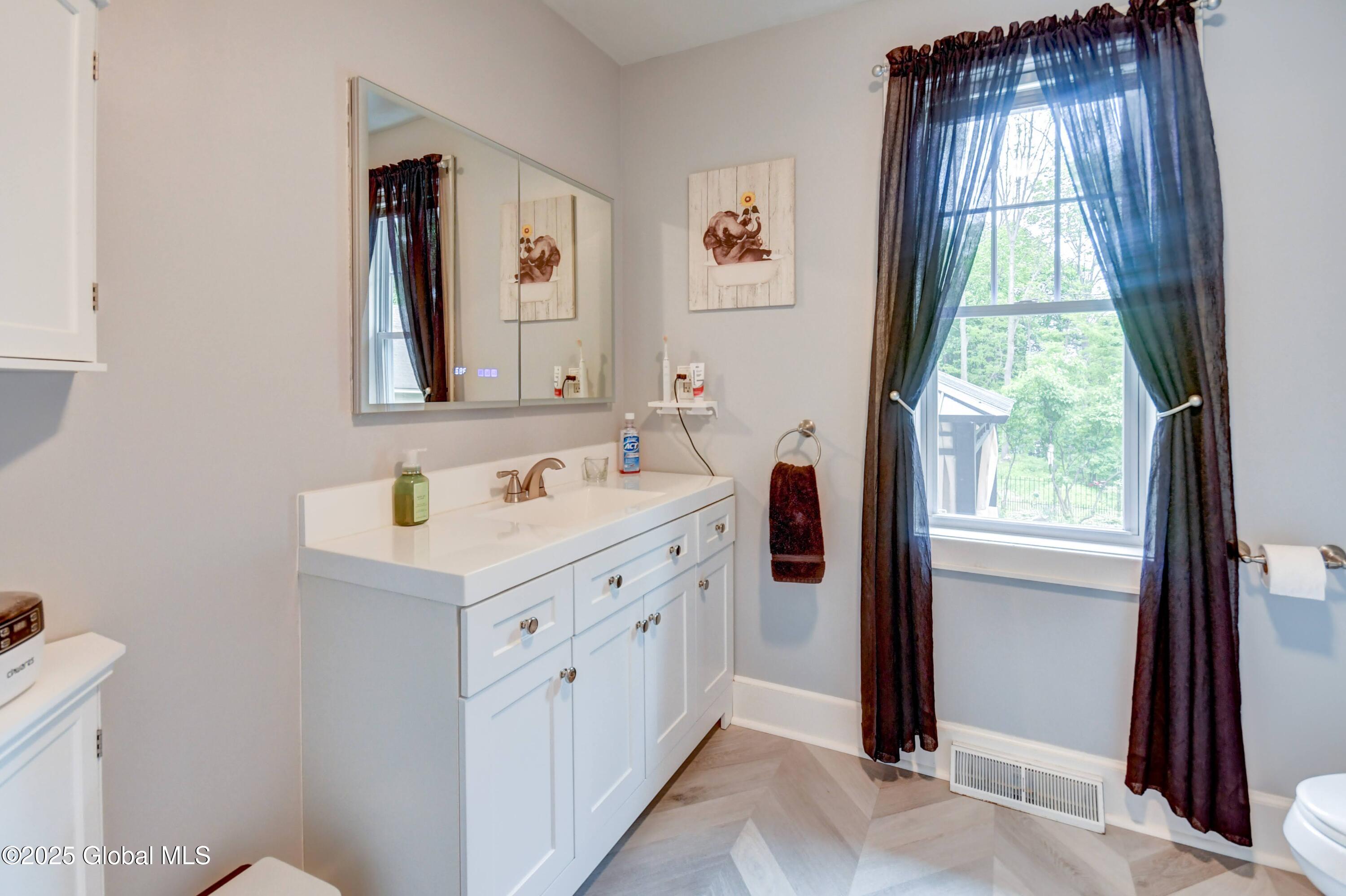 45 3rd Street Ave, Canajoharie, New York image 48