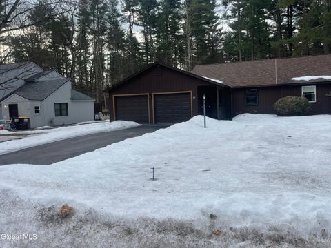 Photo of 60 Snowberry Road, Malta, NY 12020 (MLS # 202613114)