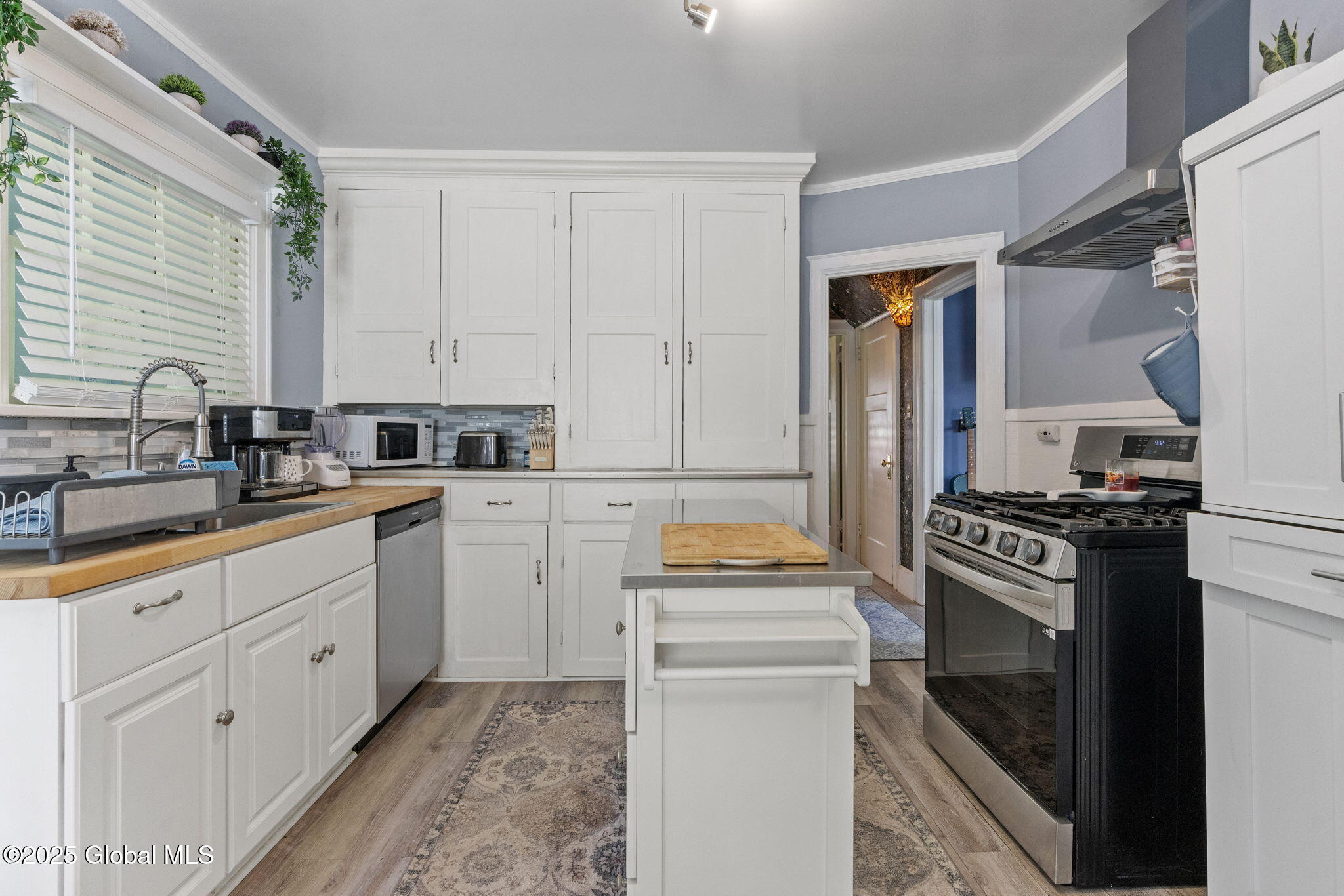 106 Perkins Street, Amsterdam, New York image 8