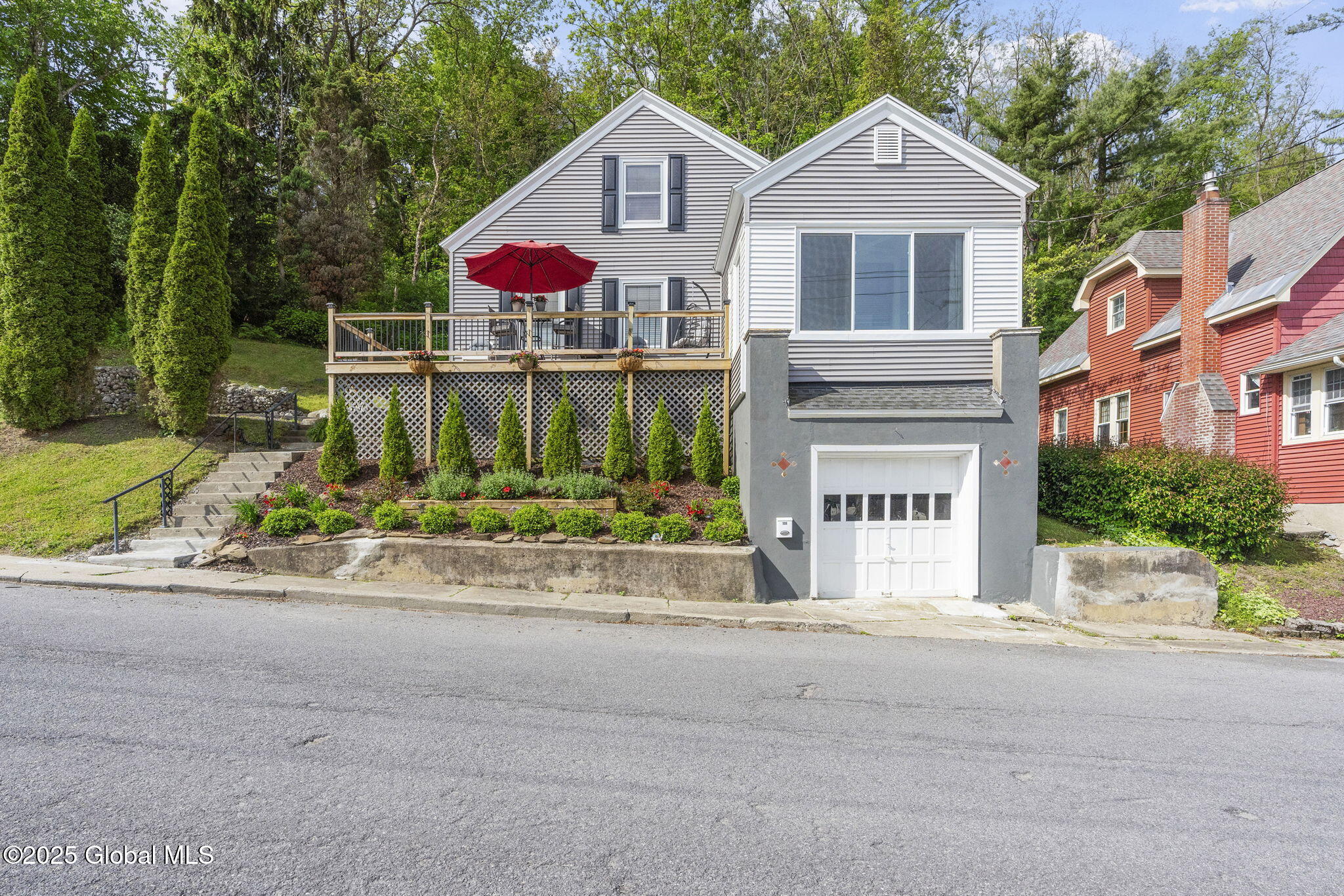 106 Perkins Street, Amsterdam, New York image 2