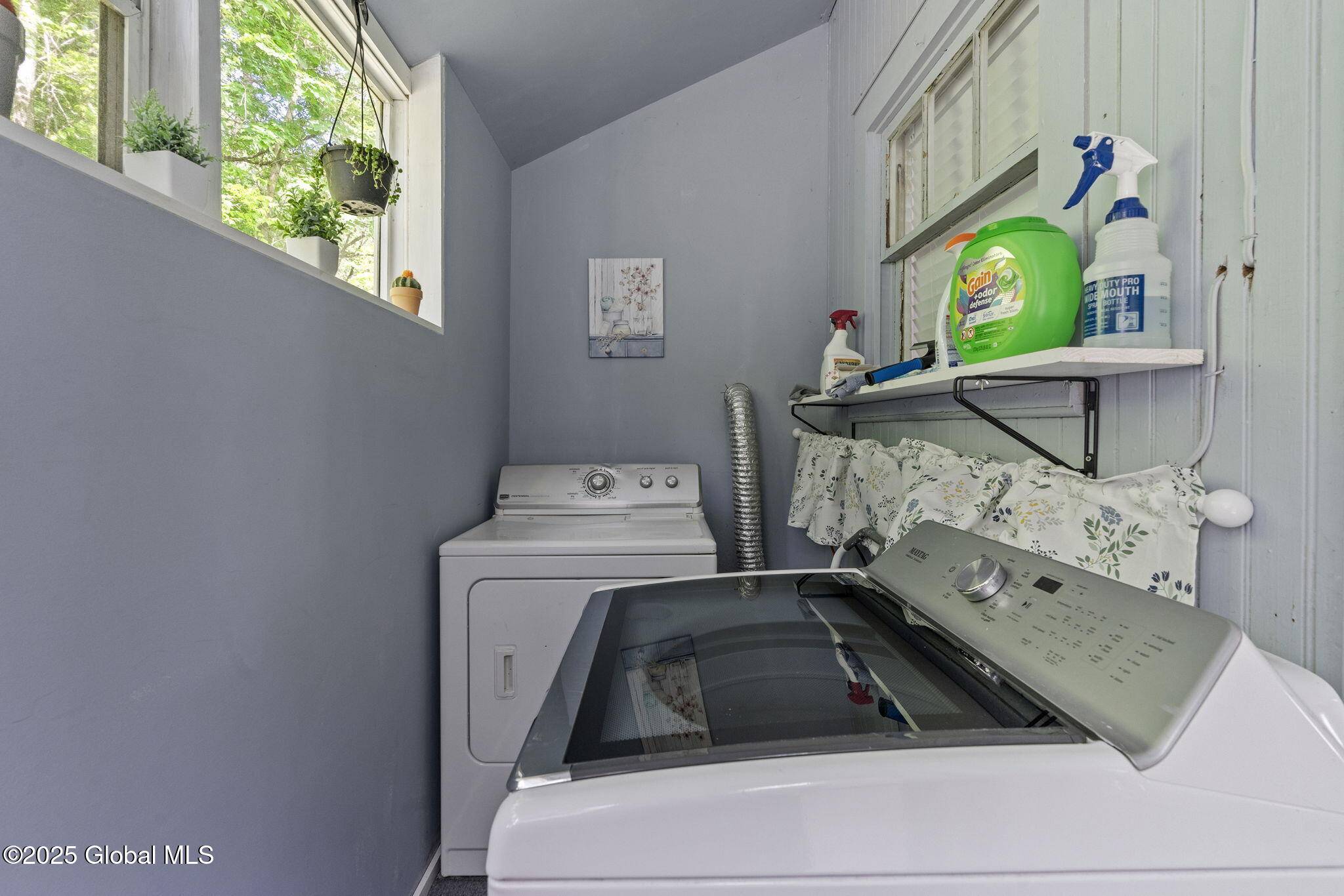 106 Perkins Street, Amsterdam, New York image 12