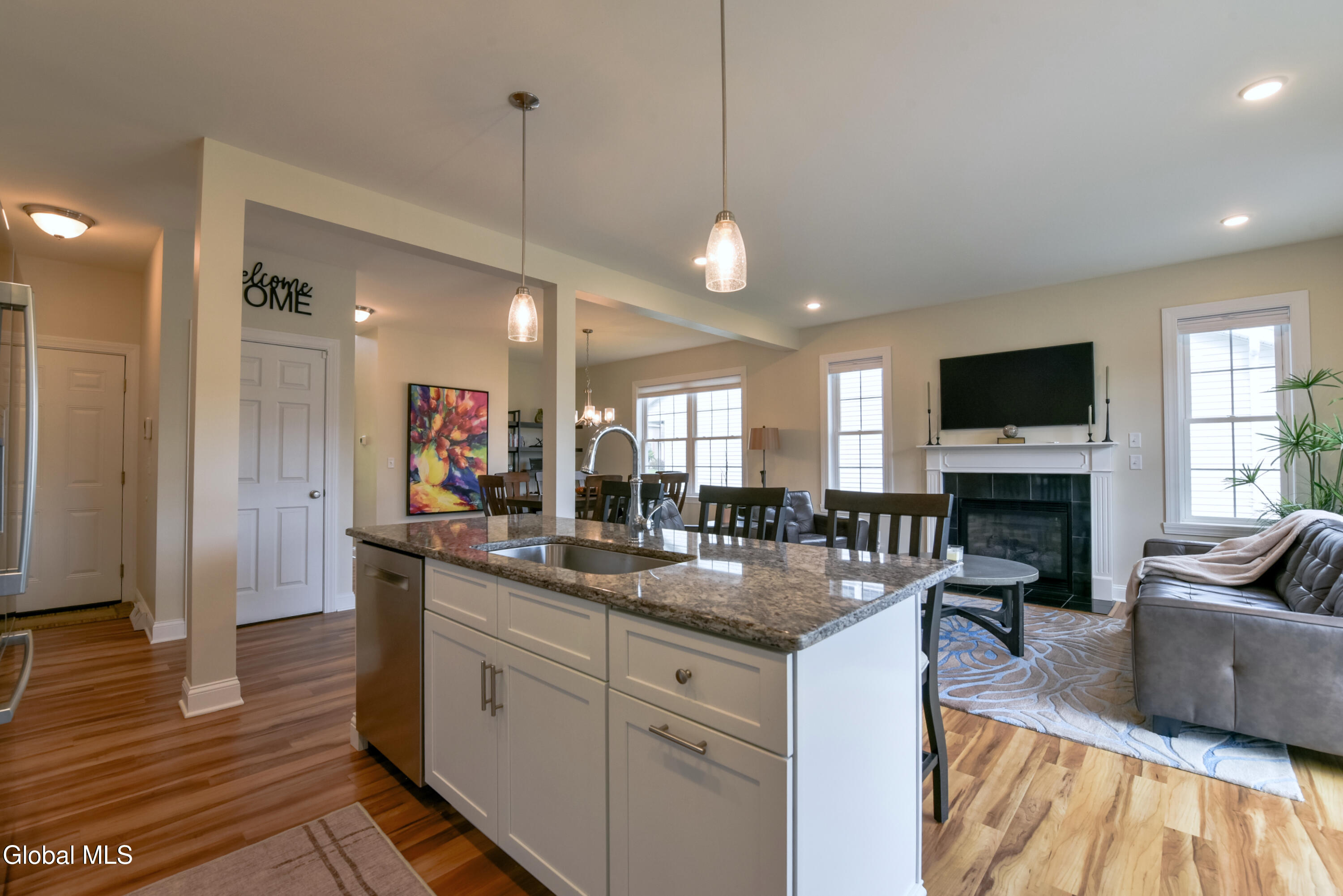 Ballston, New York 12019, United States, 3 Bedrooms Bedrooms, ,3 BathroomsBathrooms,Residential,Active,225036