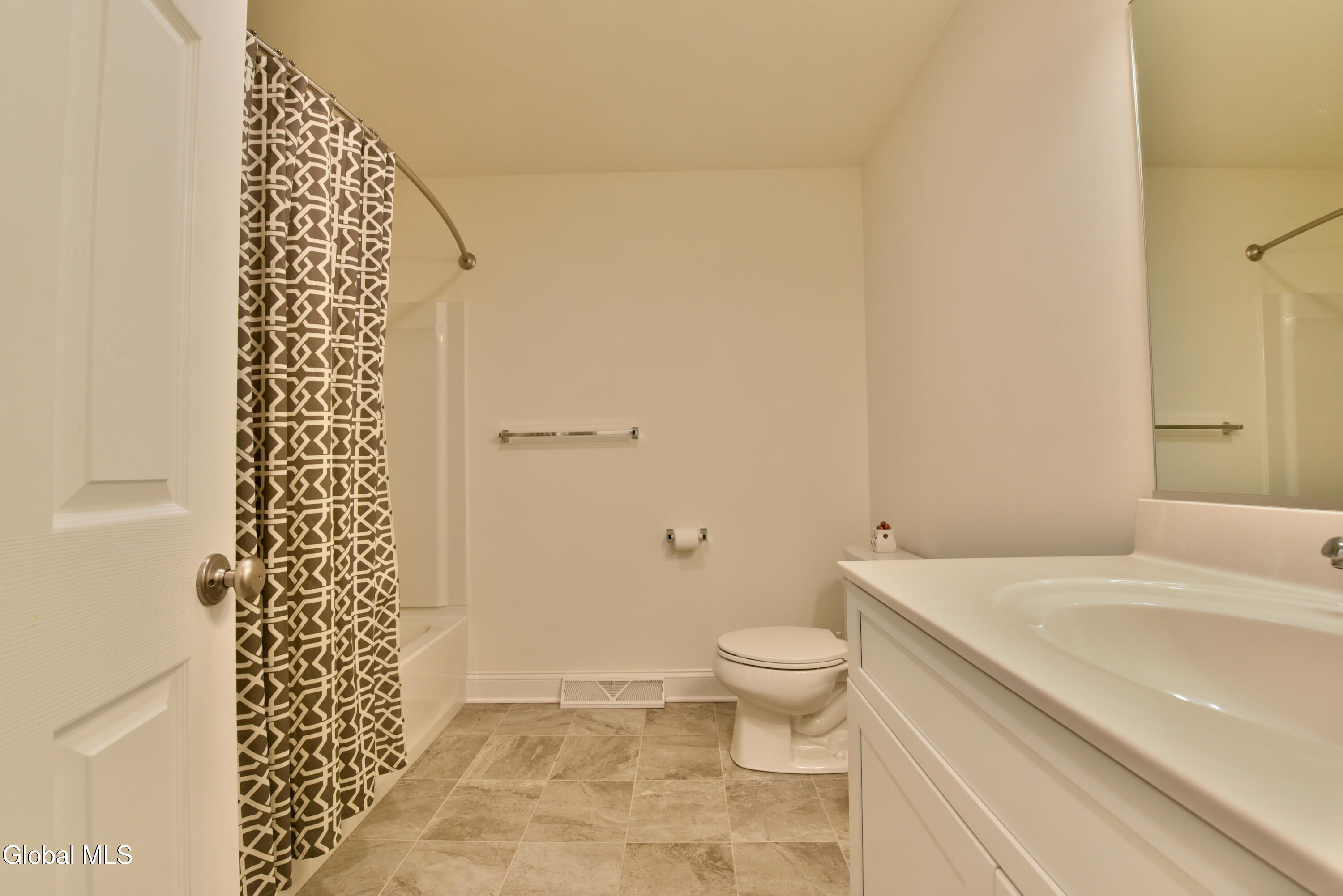 Ballston, New York 12019, United States, 3 Bedrooms Bedrooms, ,3 BathroomsBathrooms,Residential,Active,225036