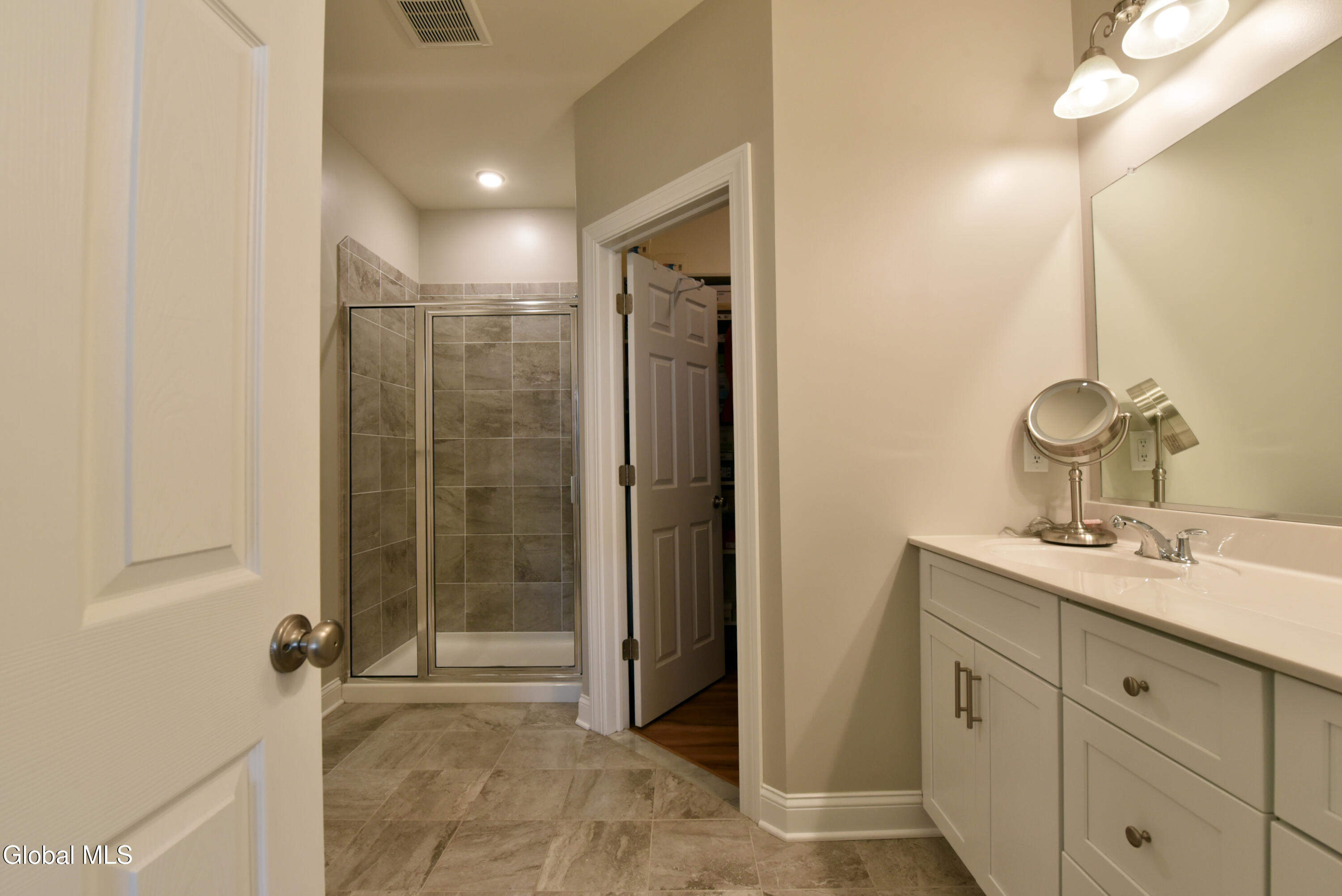 Ballston, New York 12019, United States, 3 Bedrooms Bedrooms, ,3 BathroomsBathrooms,Residential,Active,225036