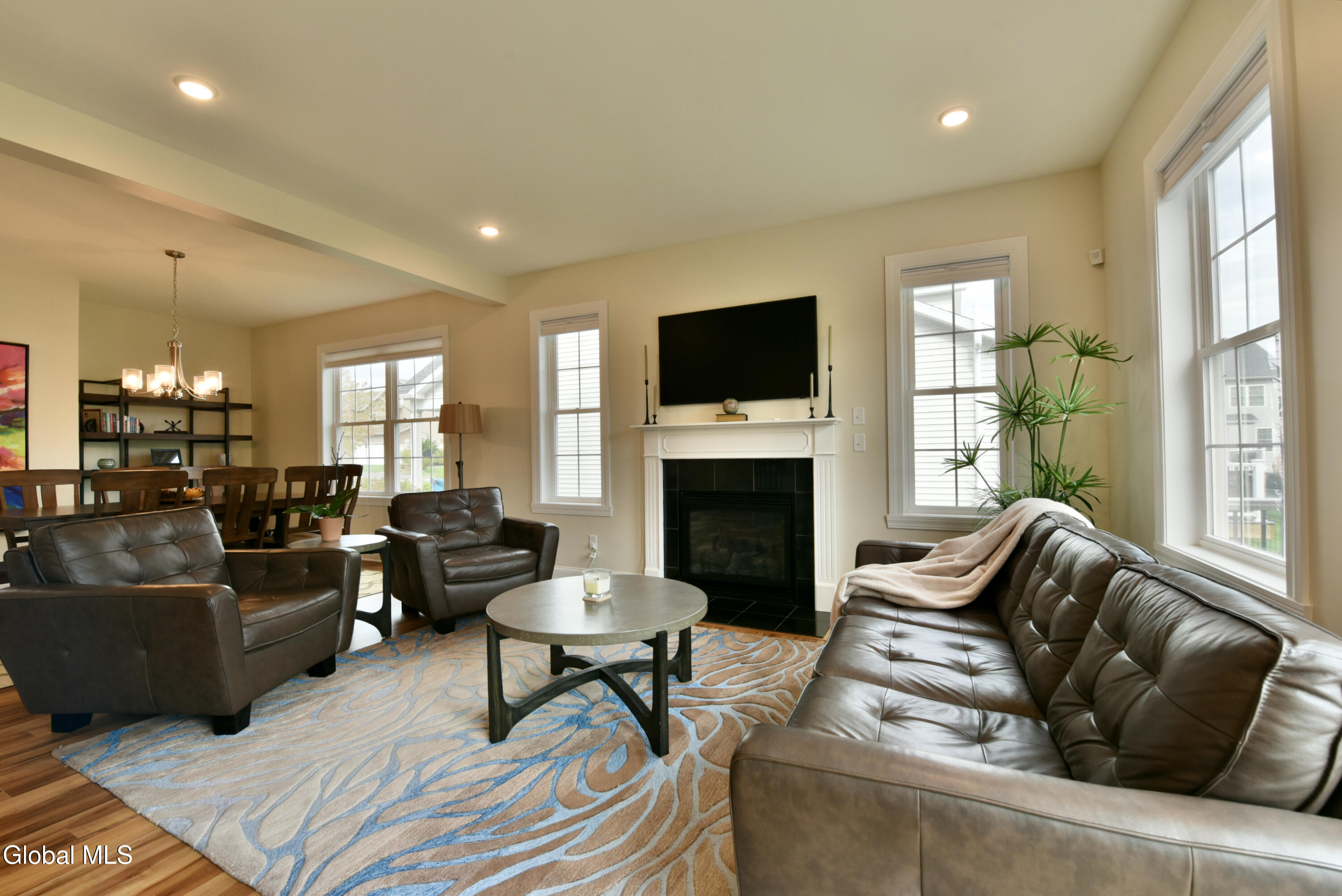 Ballston, New York 12019, United States, 3 Bedrooms Bedrooms, ,3 BathroomsBathrooms,Residential,Active,225036