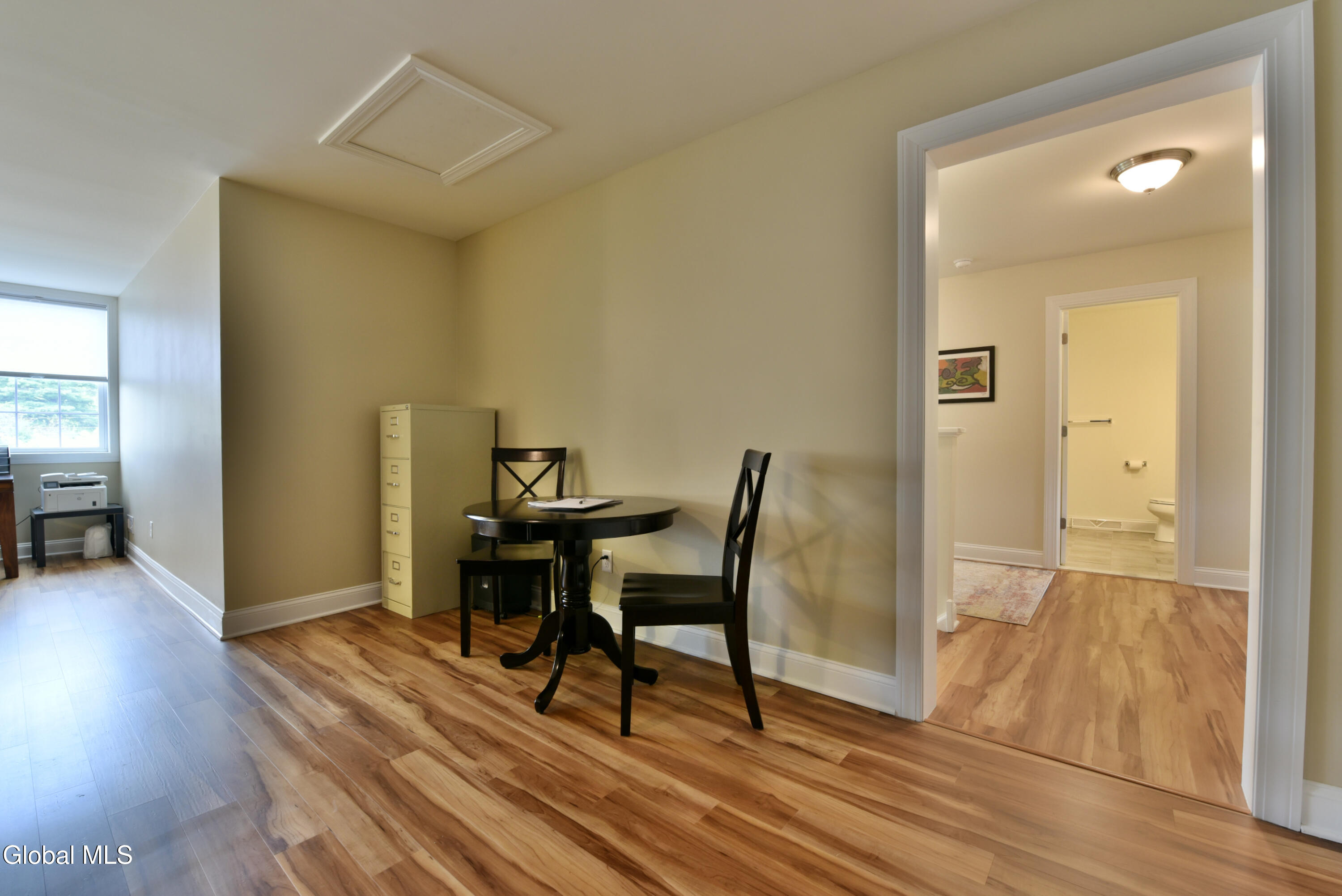 Ballston, New York 12019, United States, 3 Bedrooms Bedrooms, ,3 BathroomsBathrooms,Residential,Active,225036