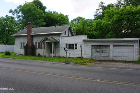 Photo of 100 Brook Road, Saratoga Springs, NY 12866 (MLS # 202619658)