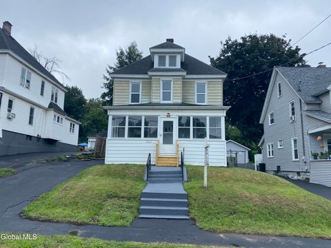 Photo of 436 Anthony Street, Schenectady, NY 12308 (MLS # 202526493)