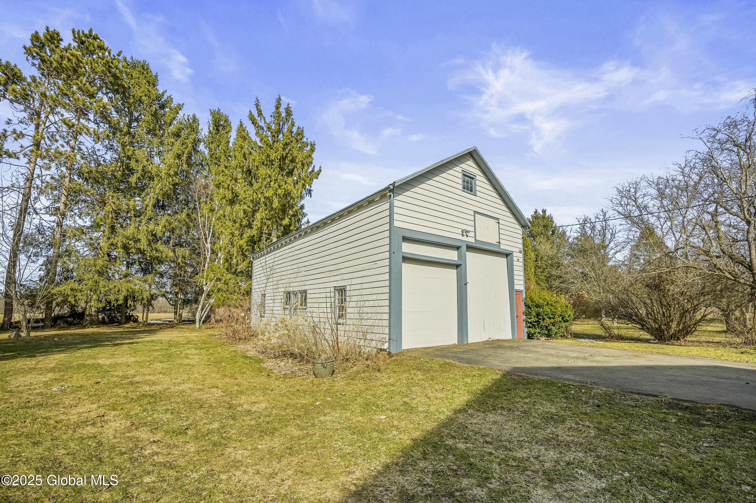 631 Latimer Hill Road, Canajoharie, New York image 4