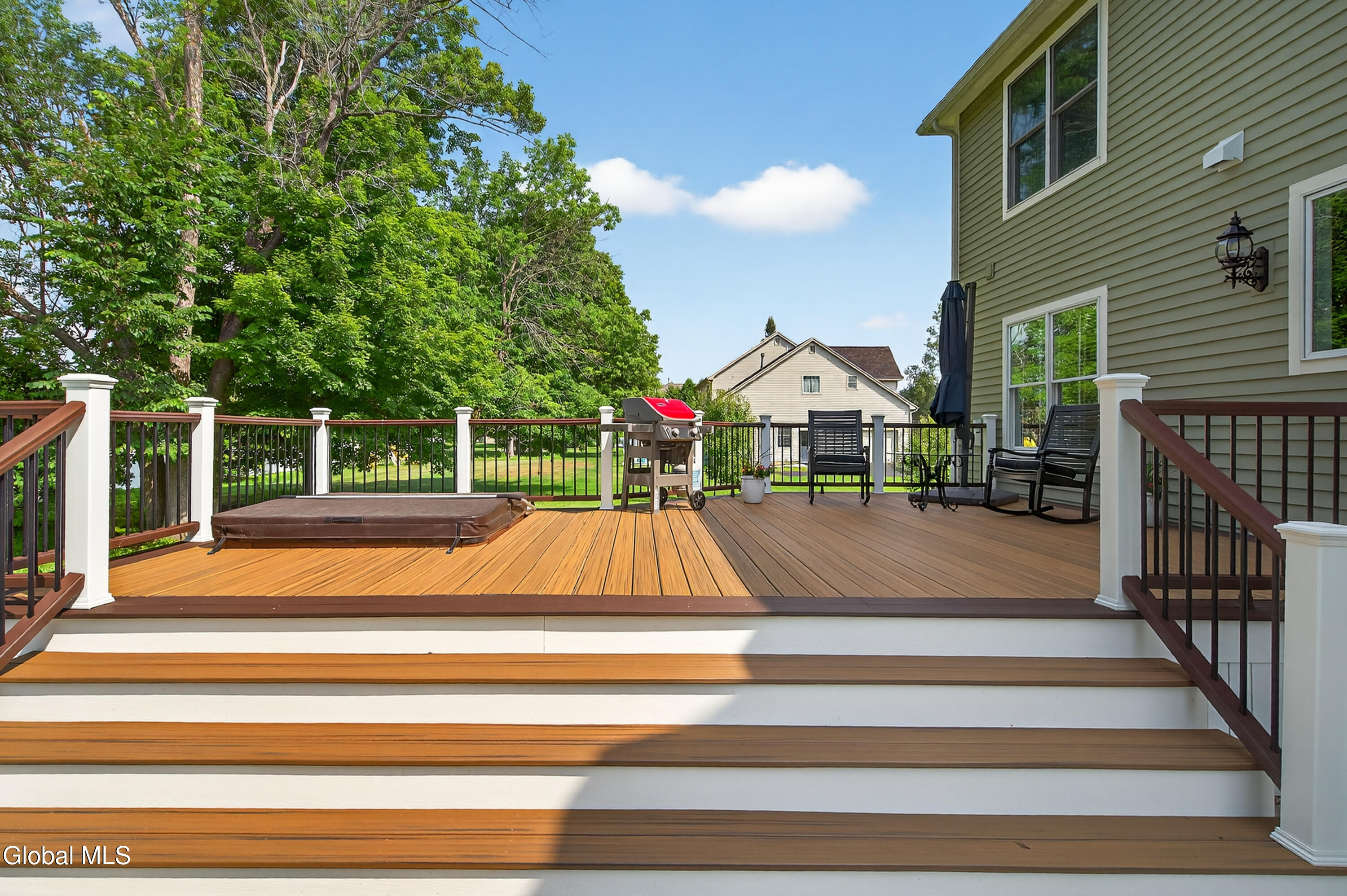 Queensbury, New York 12804, United States, 4 Bedrooms Bedrooms, ,3 BathroomsBathrooms,Residential,Active,165704