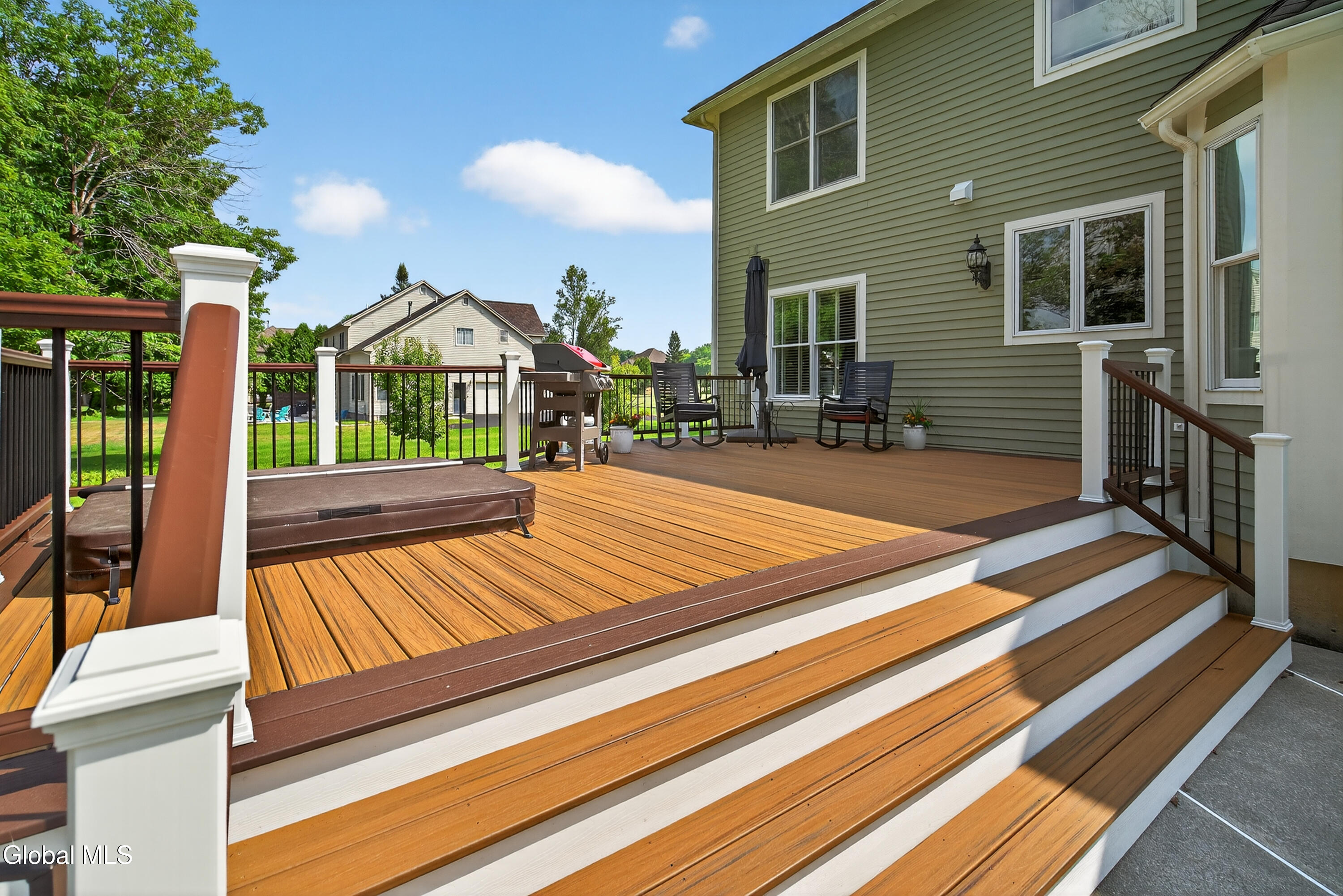 Queensbury, New York 12804, United States, 4 Bedrooms Bedrooms, ,3 BathroomsBathrooms,Residential,Active,165704