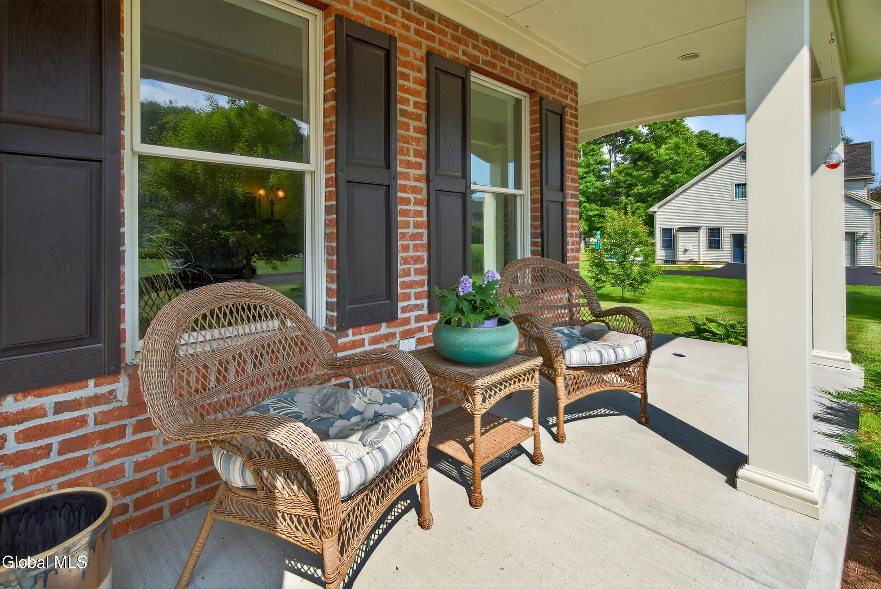 Queensbury, New York 12804, United States, 4 Bedrooms Bedrooms, ,3 BathroomsBathrooms,Residential,Active,165704