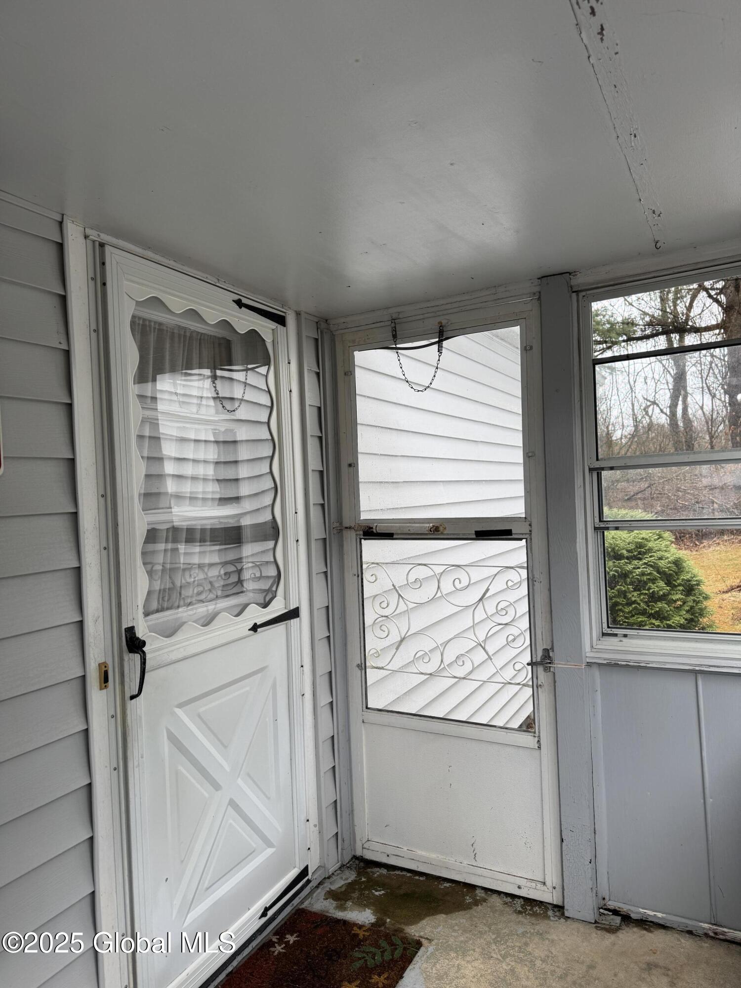 6 Simmons Road, Wynantskill, New York image 23