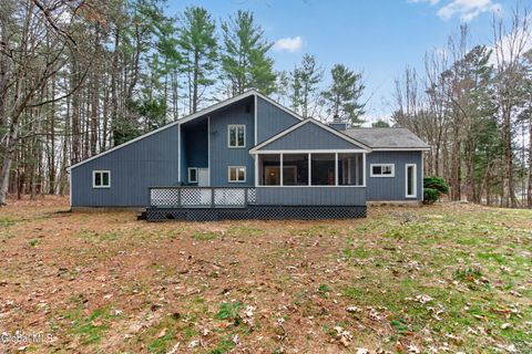 Photo of 6 Nicklaus Drive, Wilton, NY 12831 (MLS # 202615181)