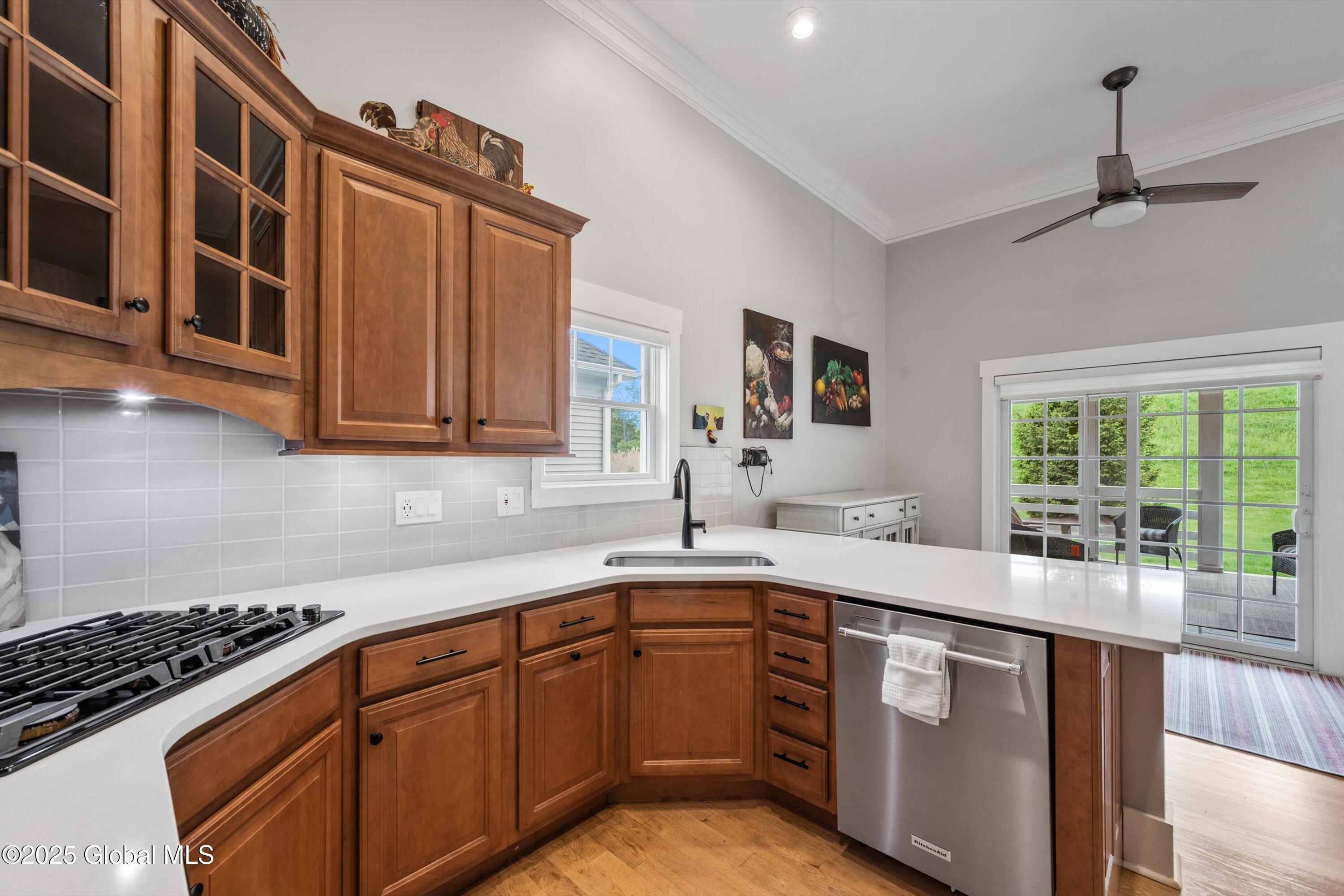 5 Conway Circle, Colonie, New York image 14