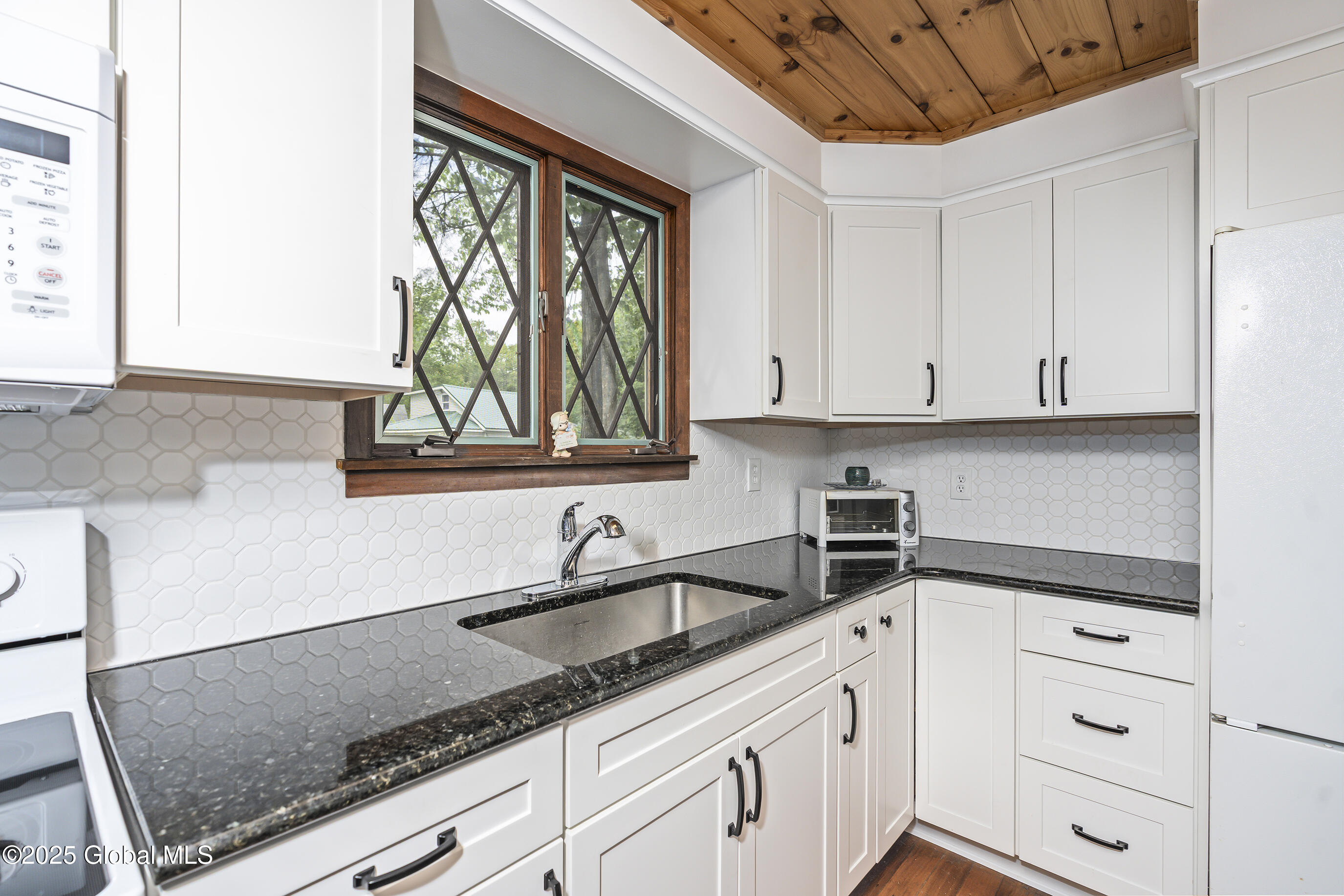 5882 Lake Road, Galway, New York image 10