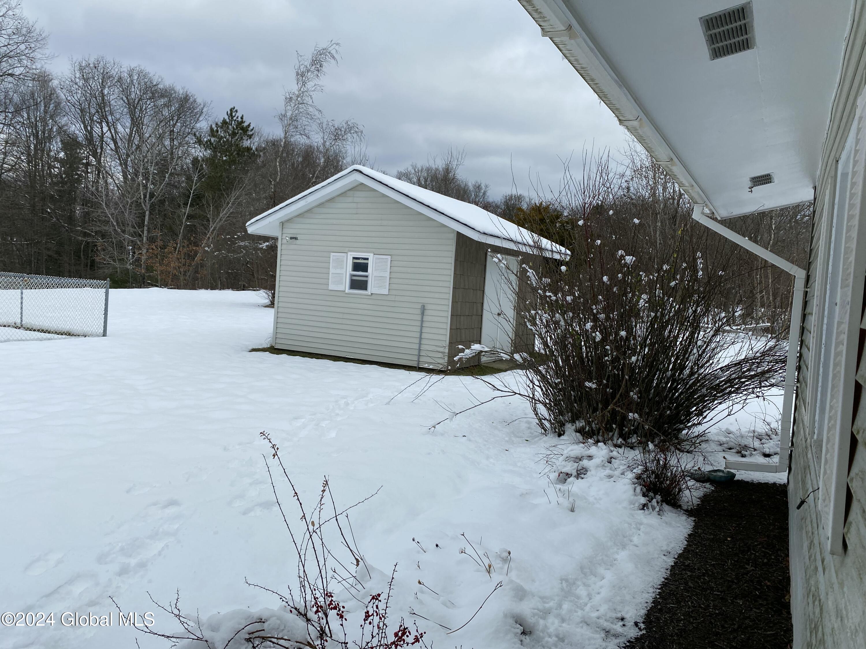 117 Candlewood Drive, Mayfield, New York image 15