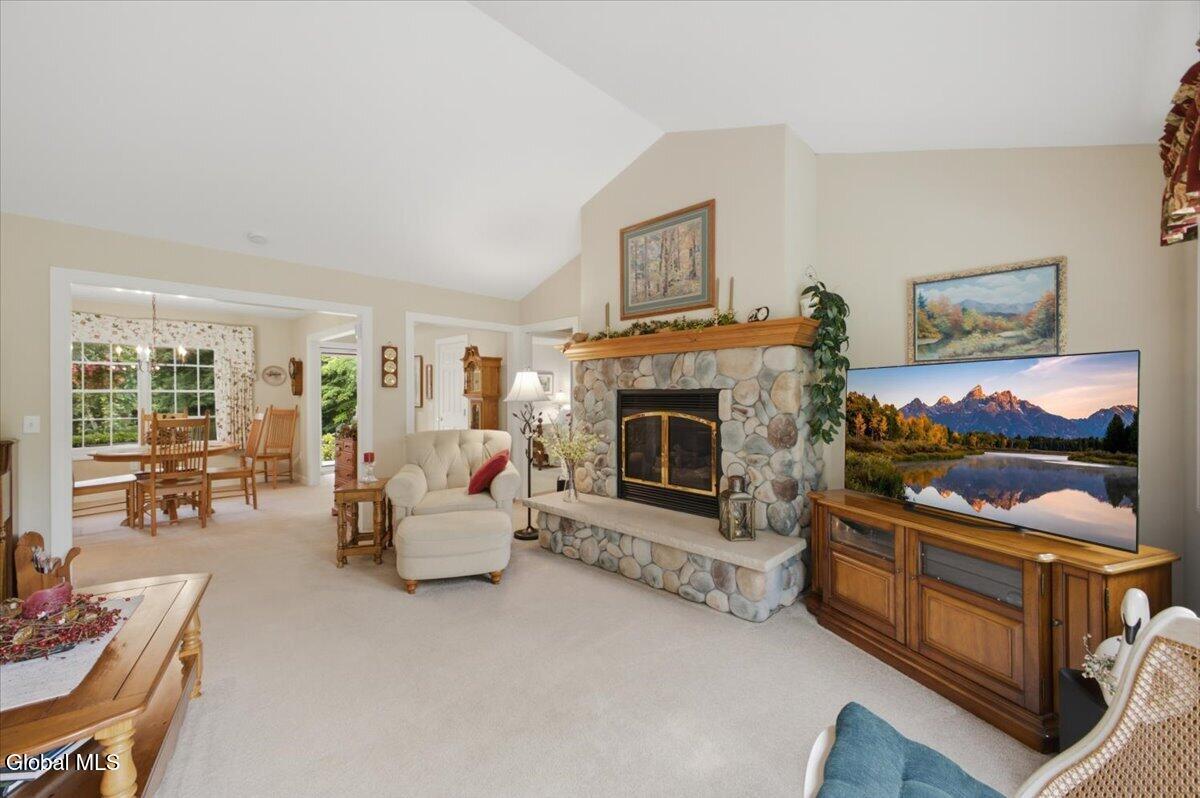 10 Mountain Drive Extension