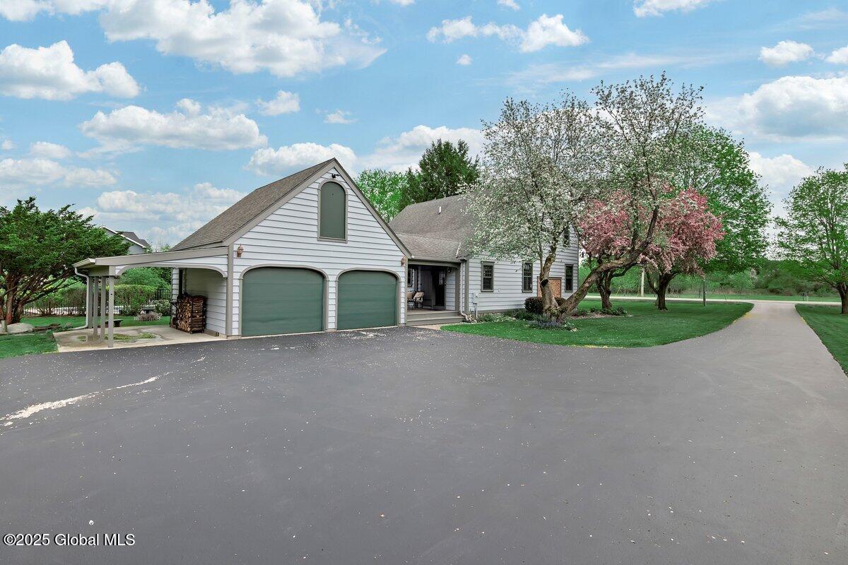 289 Scotch Bush Road, Burnt Hills, New York image 4