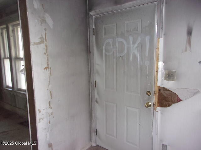 1745 Becker Street, Schenectady, New York image 16