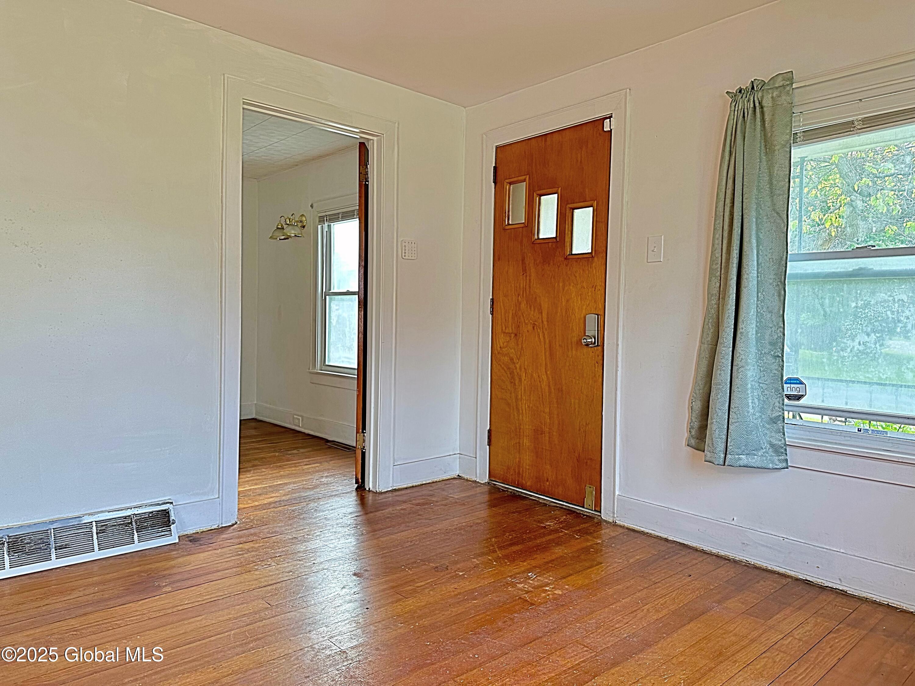 3041 Granville Avenue, Schenectady, New York image 5