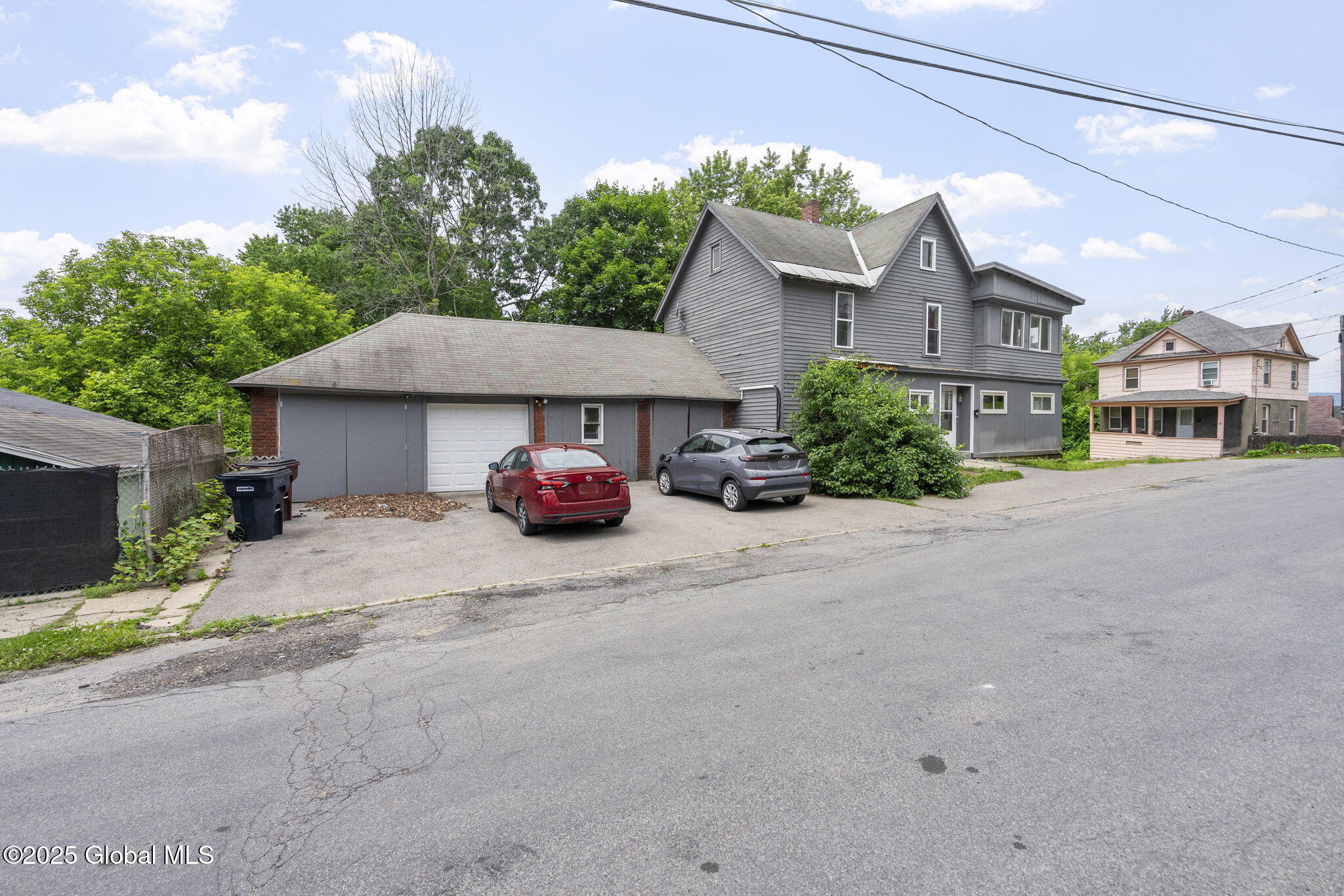 16 Steele Avenue