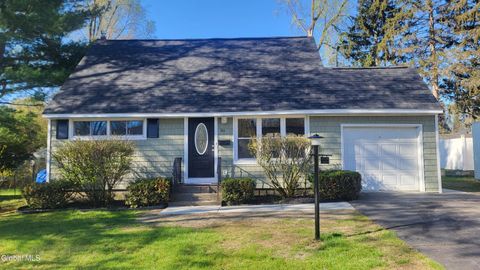 Photo of 10 Bridle Path, Albany, NY 12205 (MLS # 202615938)