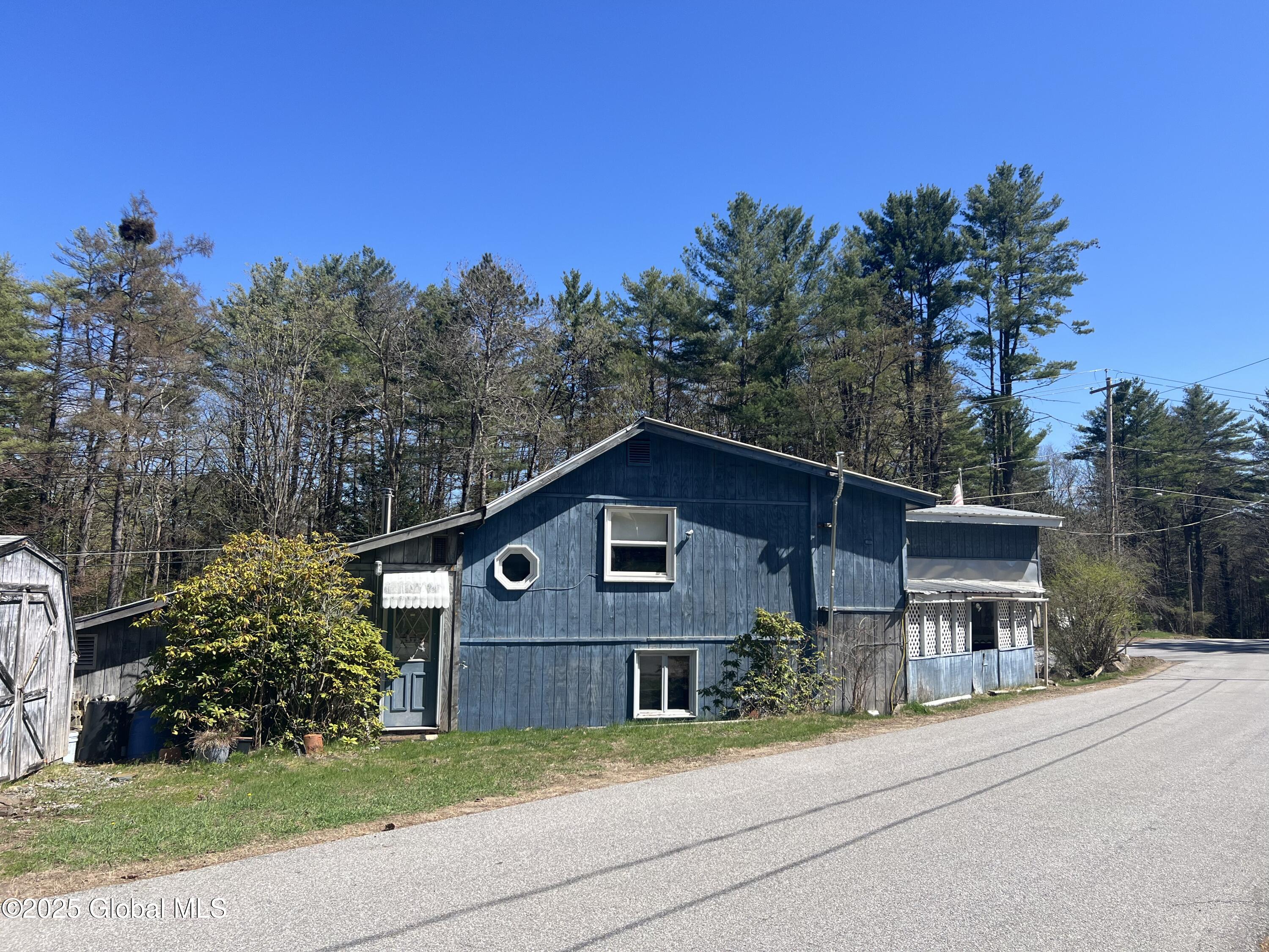 1609 N Shore Road, Day, New York image 3