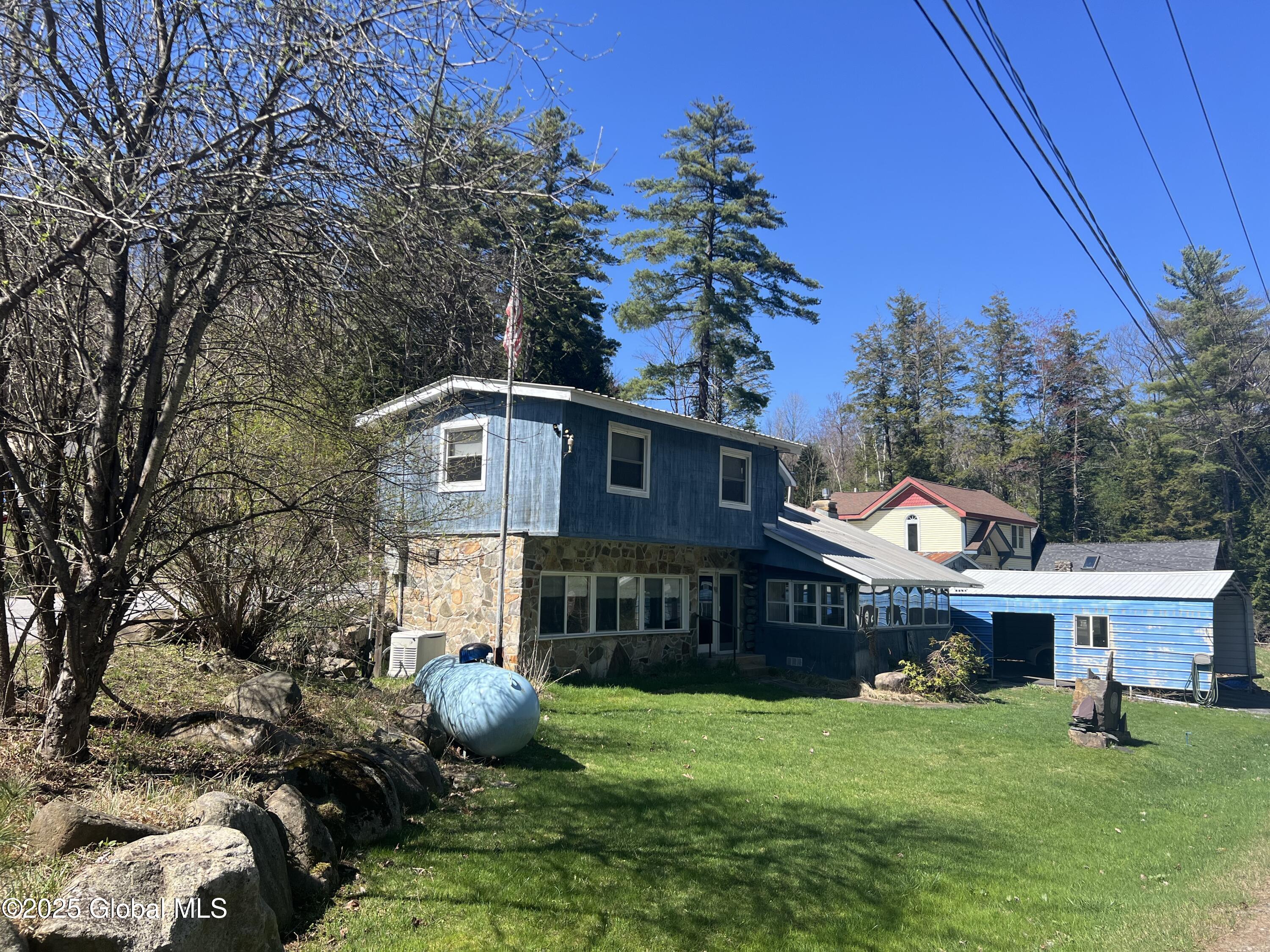 Listing image 1